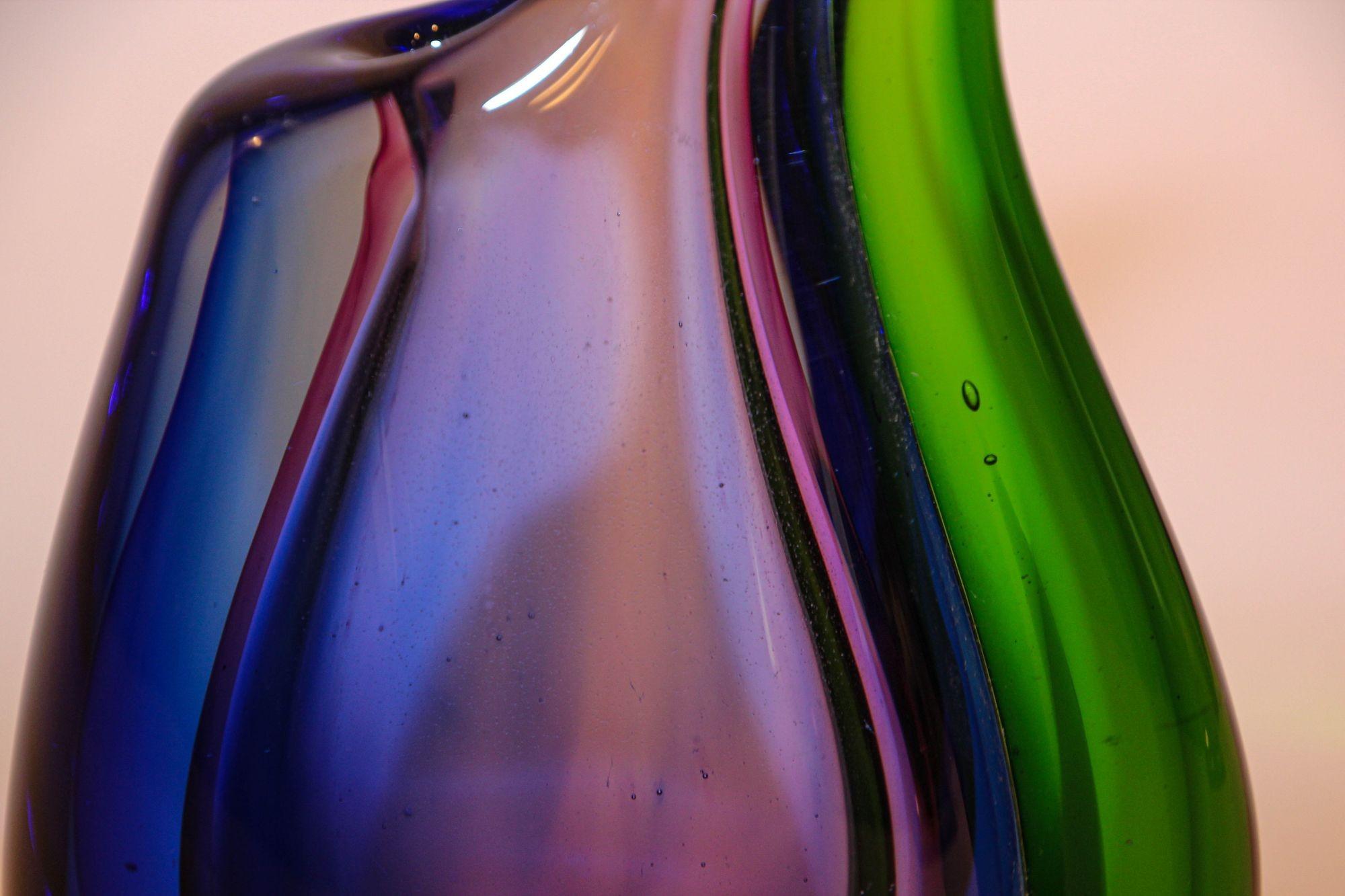 Vintage Hand Blown Murano Sommerso Blue, Purple and Green Art Glass Vase 3