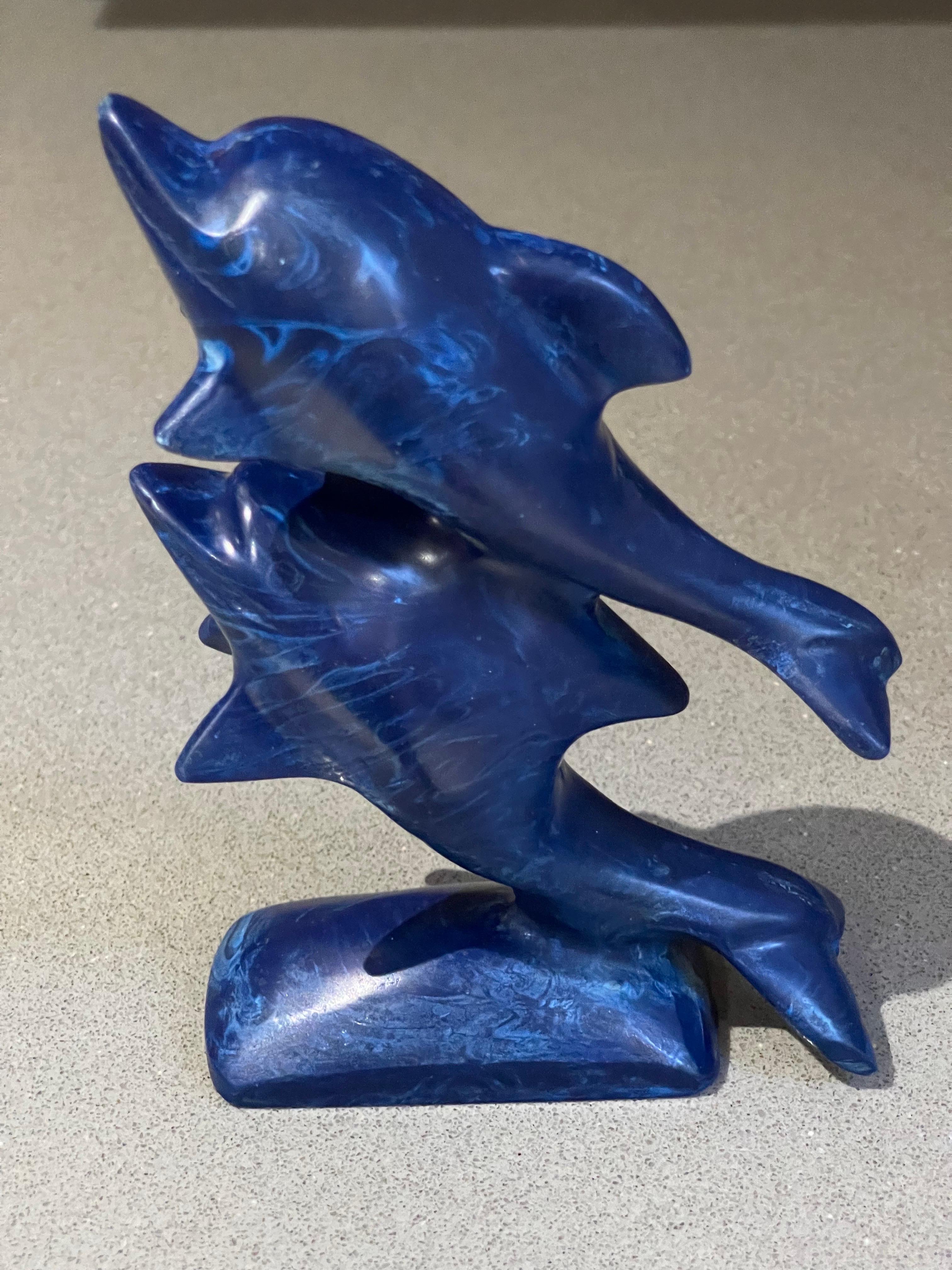 Statuetta splendidamente stilizzata con un grande equilibrio di armonia in piedi, che ritrae la bellezza del mondo interiore attraverso la bellezza pura.
Questo prezioso pezzo d'arte unico è un'ottima occasione per dare un tocco artistico