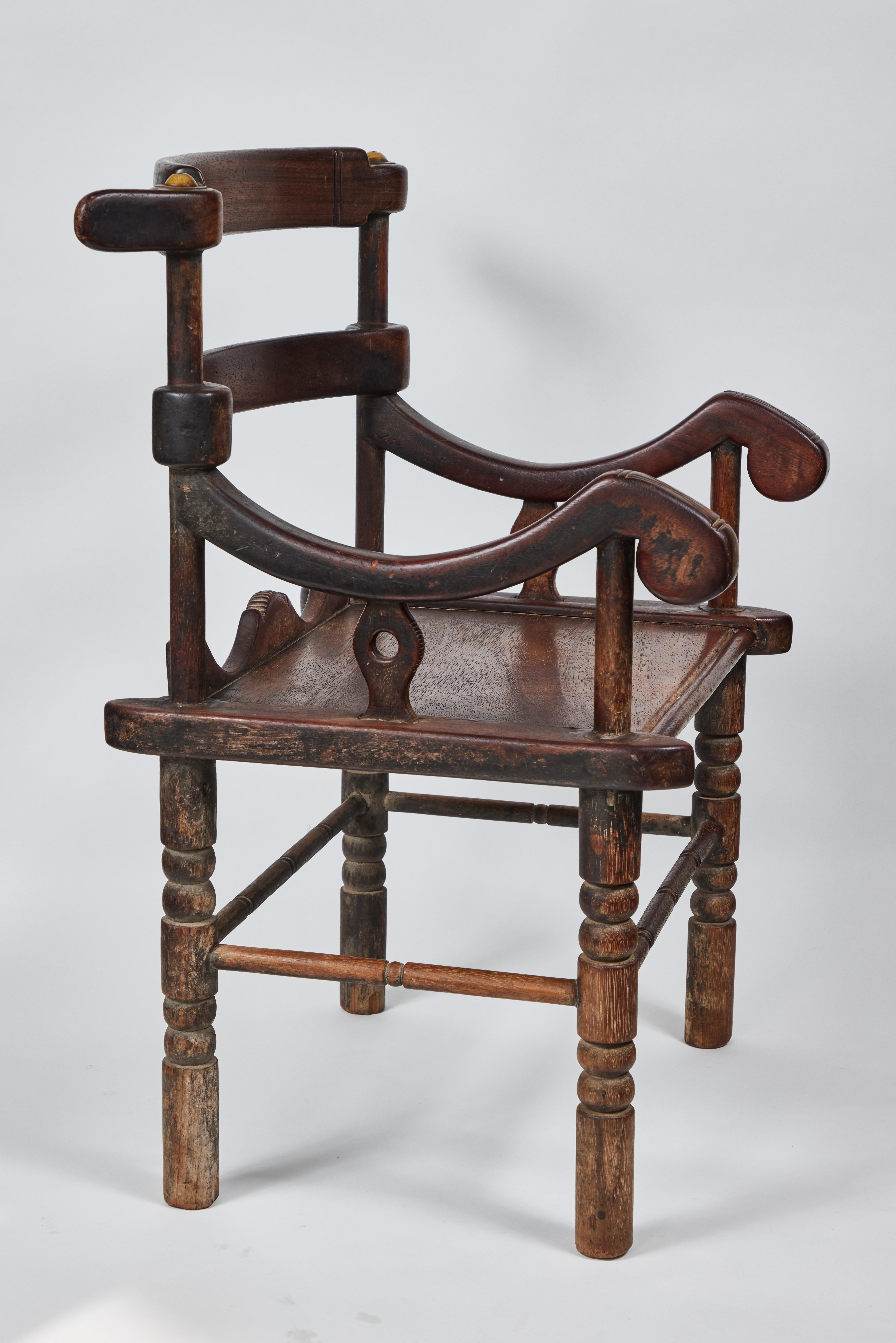 20th Century Vintage Hand Carved African Baule Tribal Chair For Sale