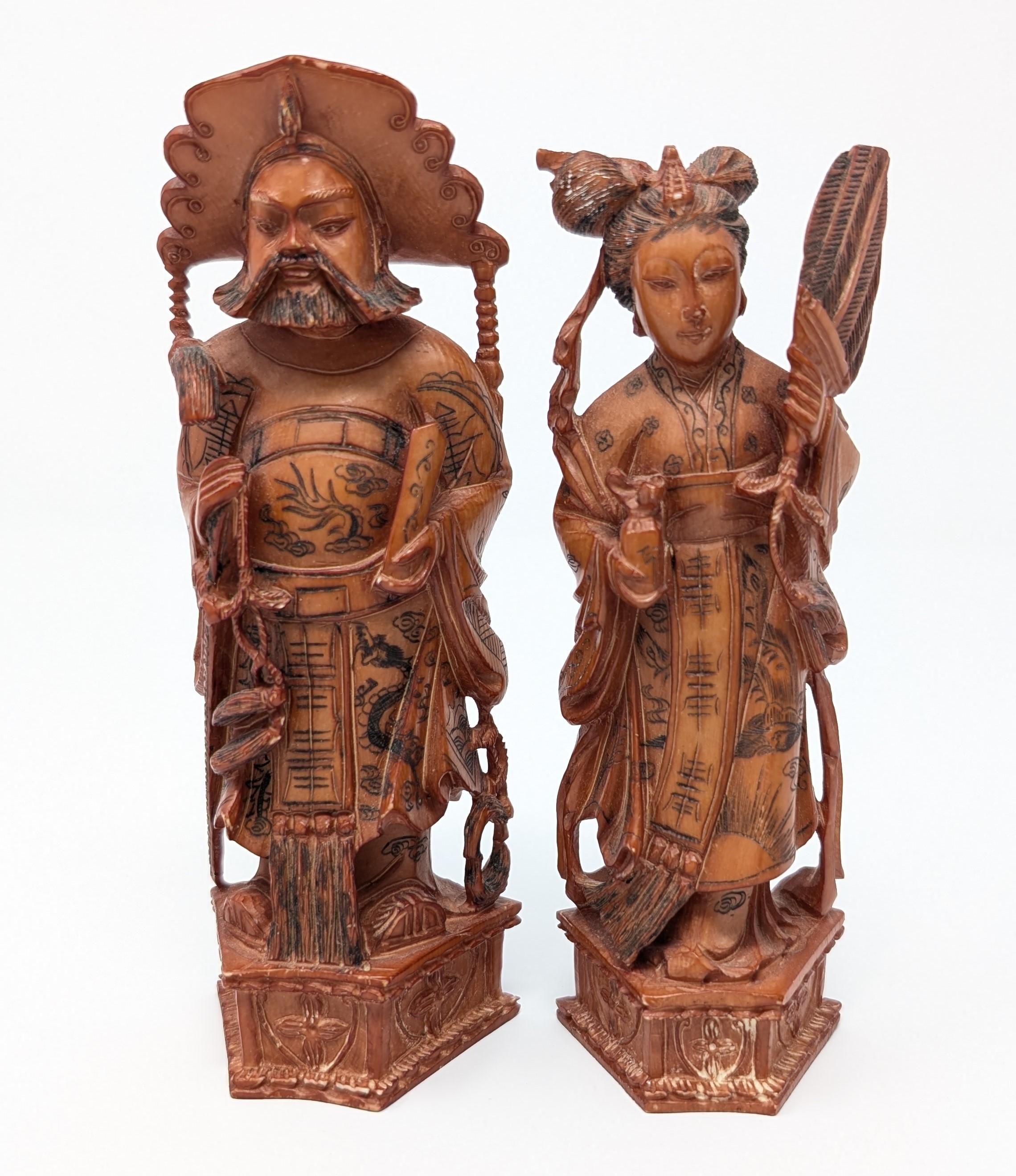 Vintage Hand Carved Bone Chess Set Chinese Asian Art with Travel Board Game For Sale 12