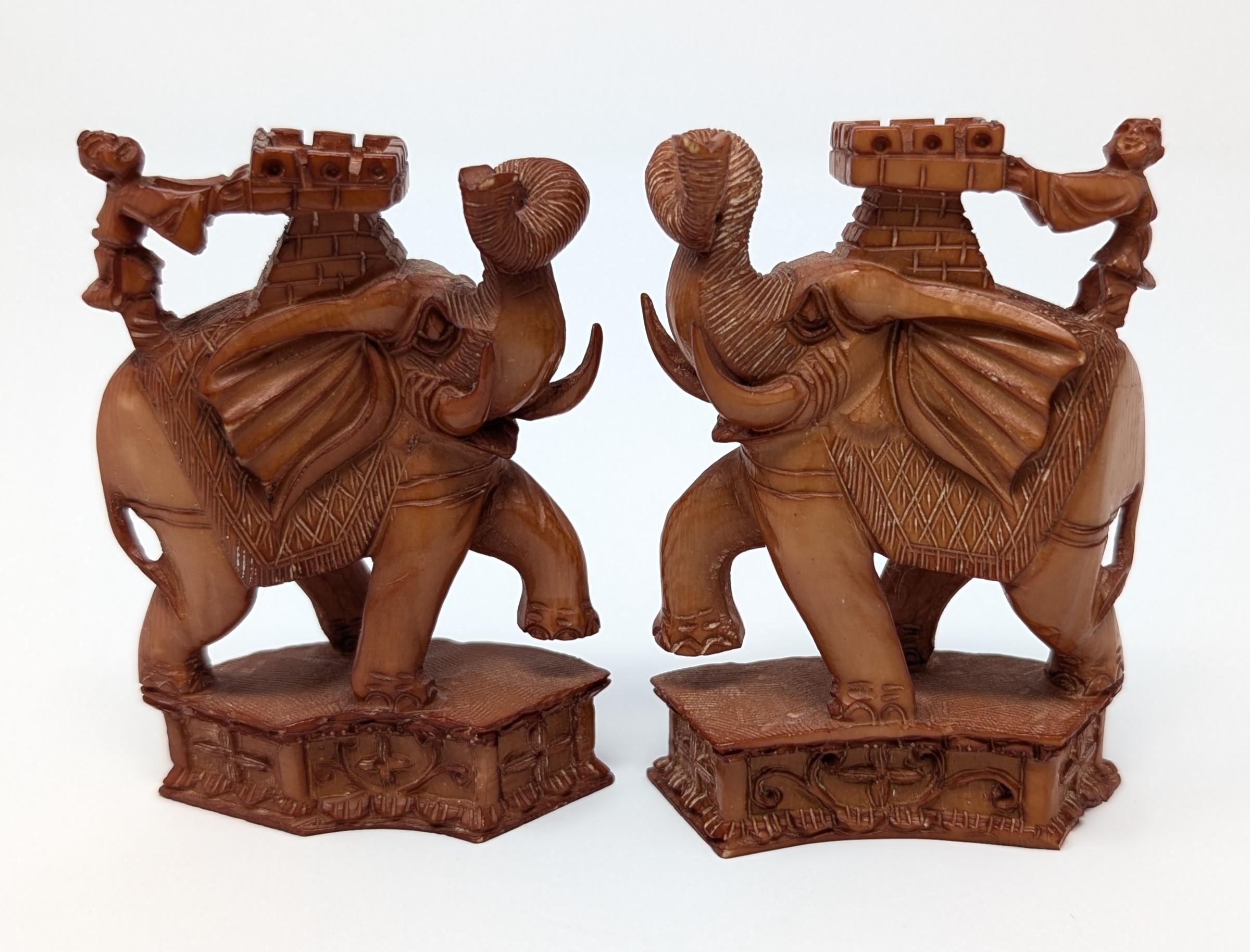 Vintage Hand Carved Bone Chess Set Chinese Asian Art with Travel Board Game For Sale 14