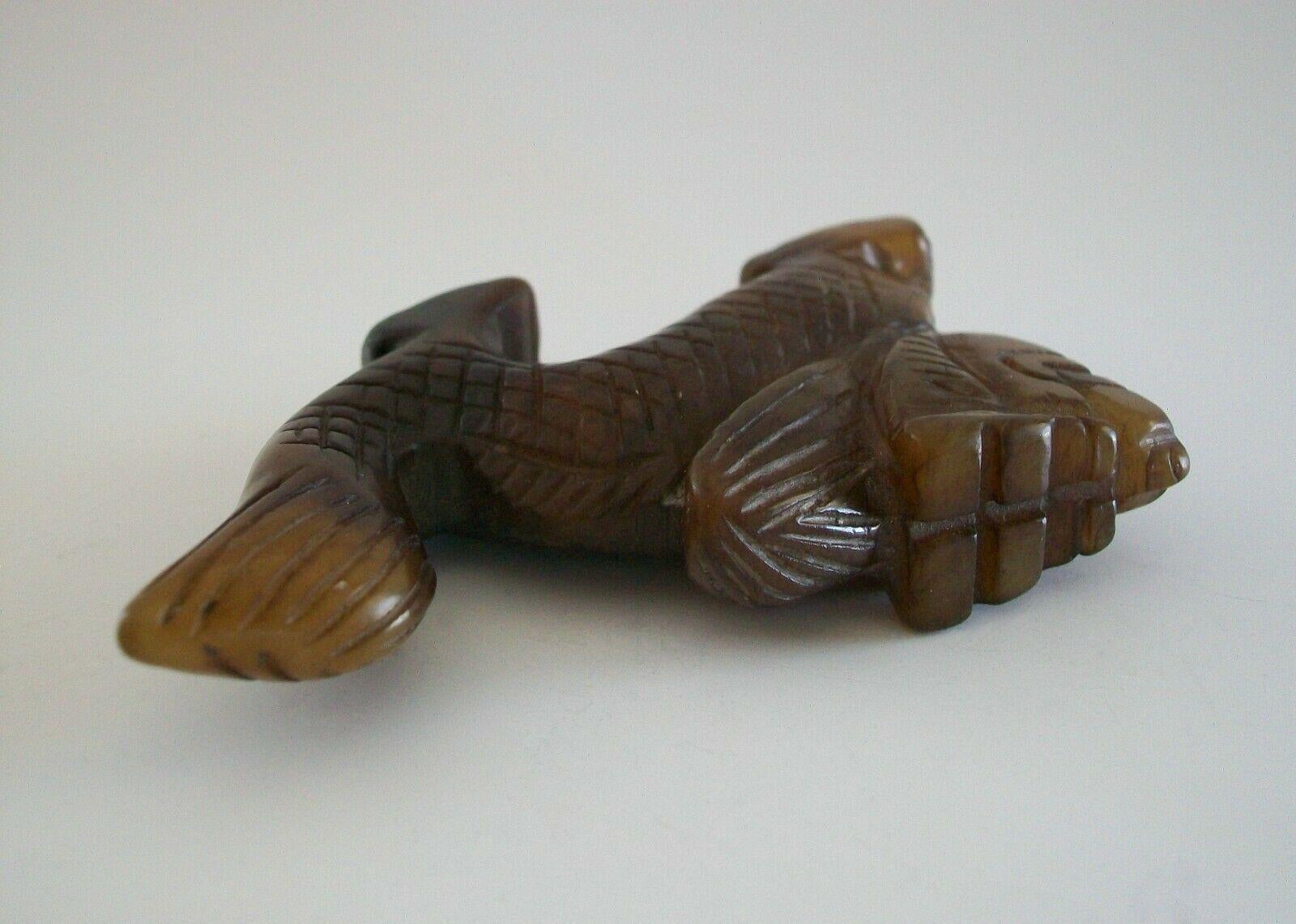 Vintage Hand Carved Brown / Amber Jadeite Dragon, China, Mid/Late 20th Century For Sale 6