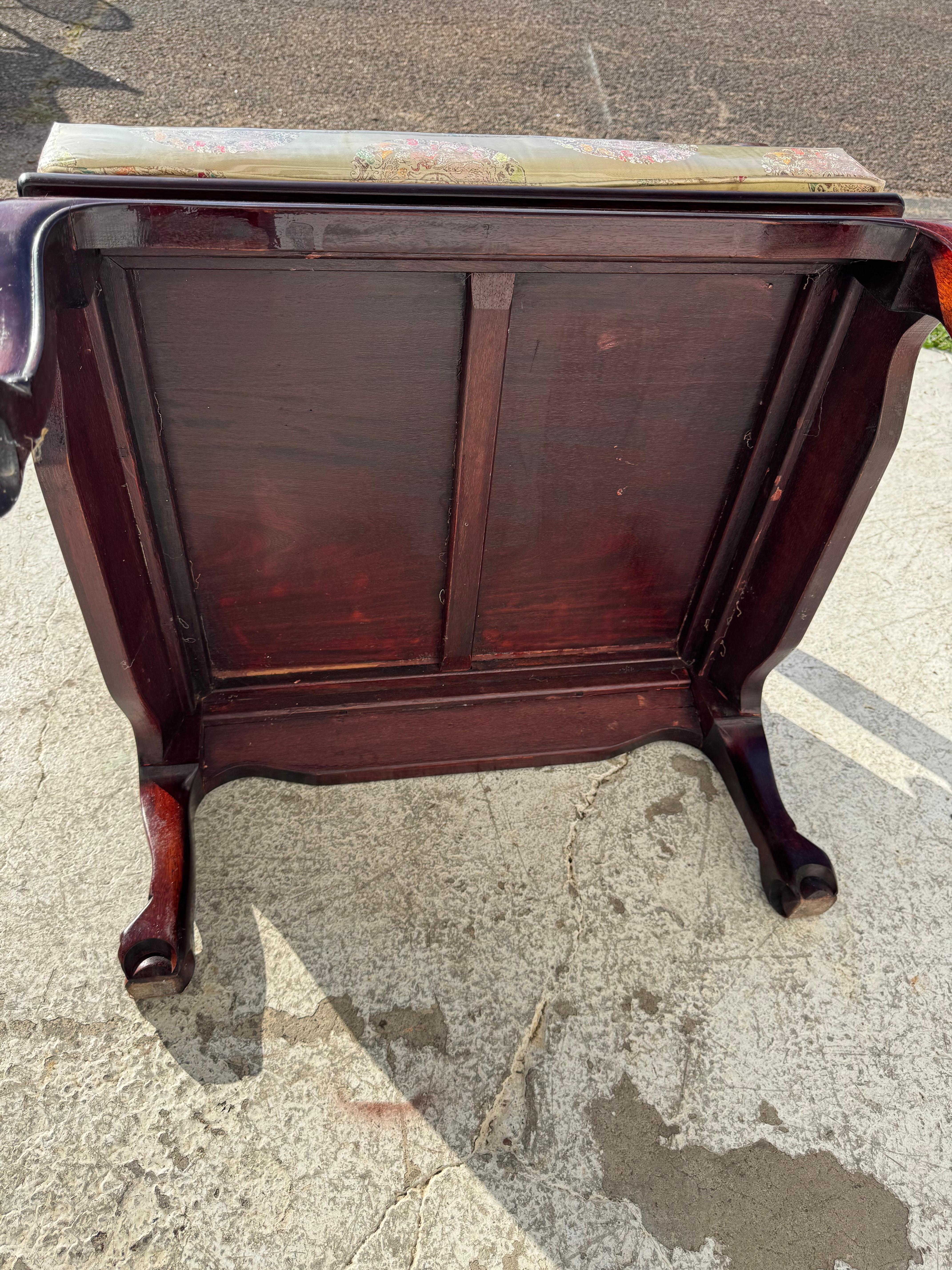 Vintage Chaise longue en bois de rose massif Chippendale chinois sculpté à la main en vente 2