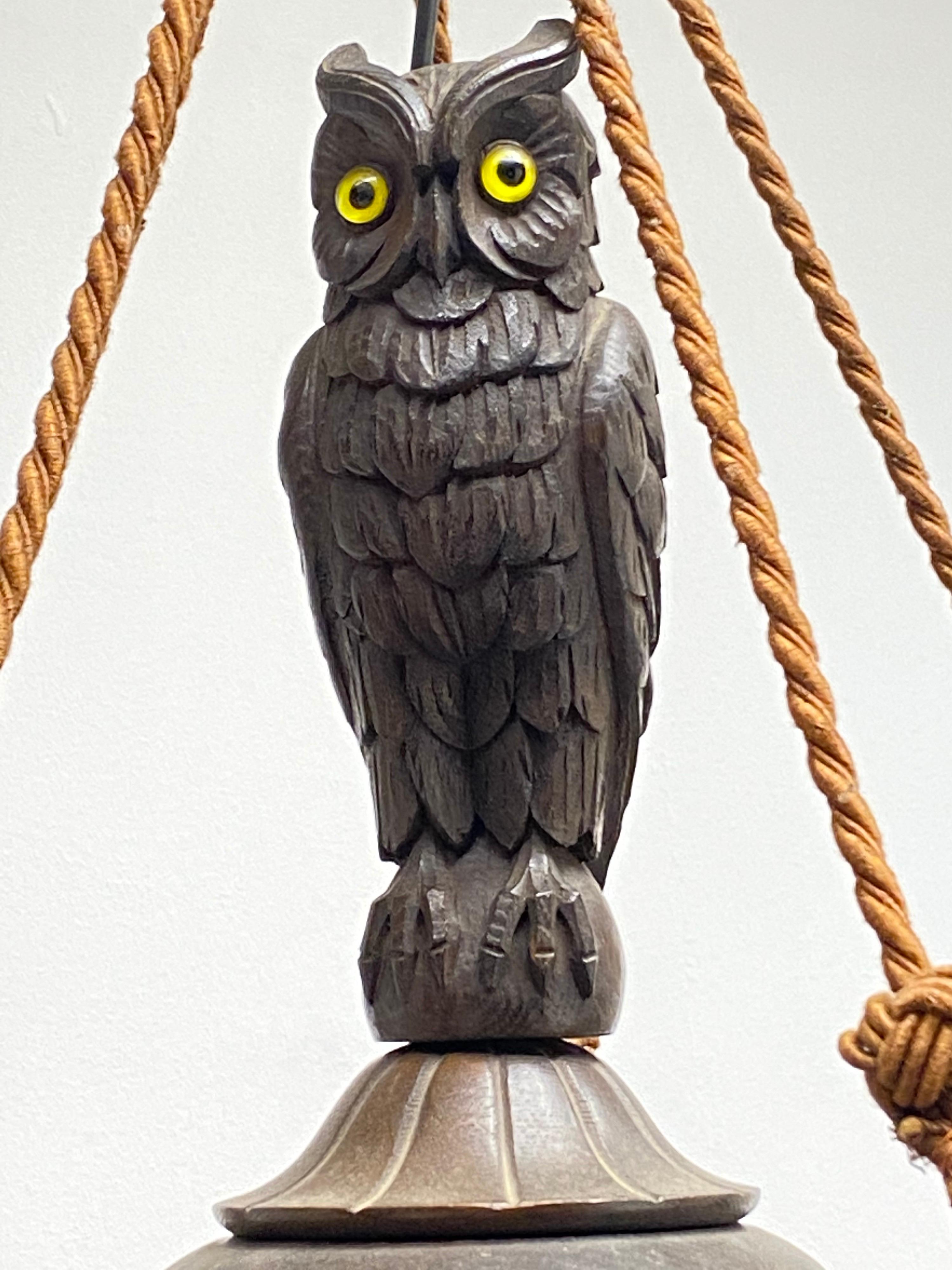 Vintage Hand Carved German Black Forest Chandelier with an Owl Sculpture, 1930s 4