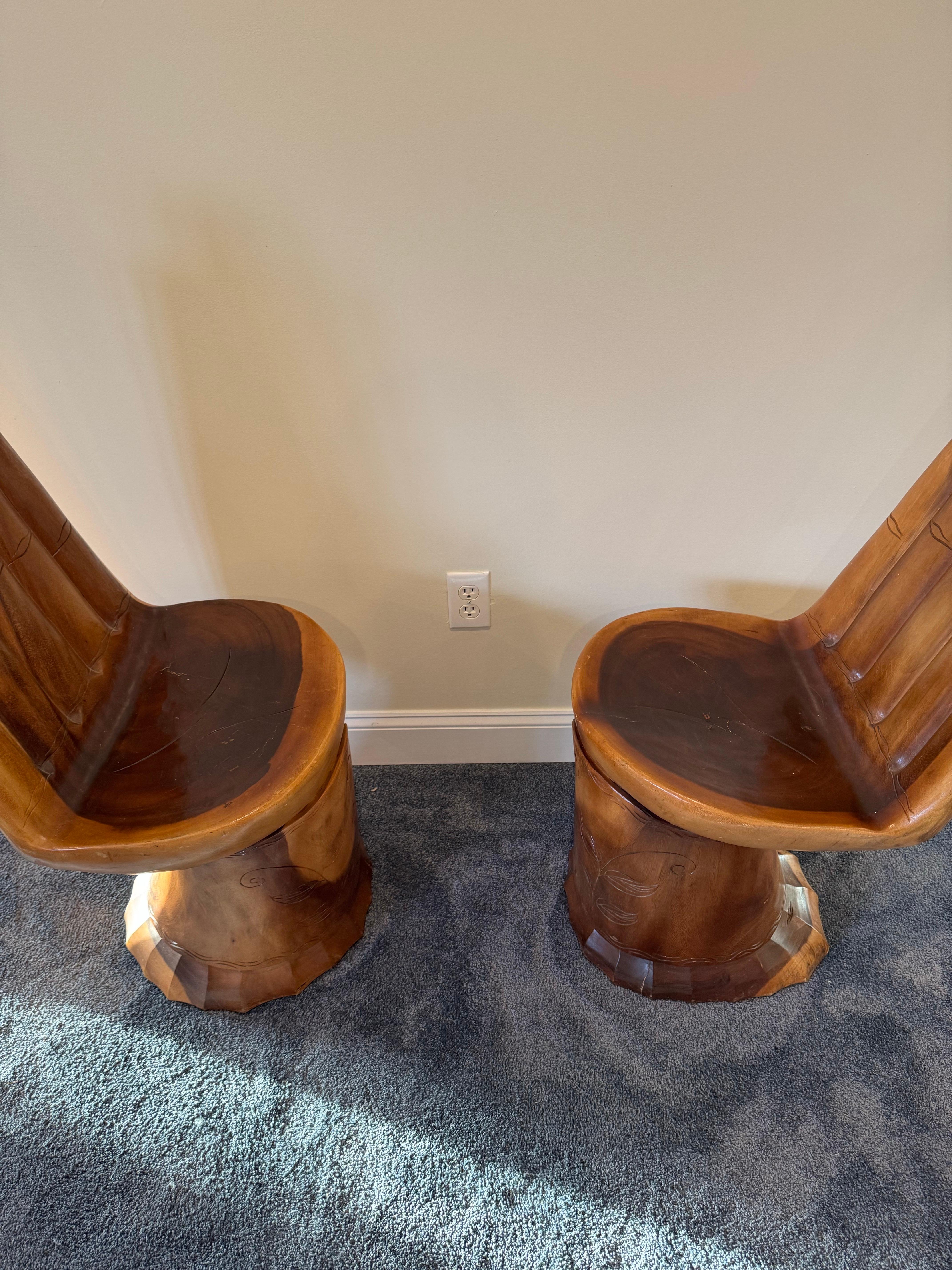 Intagliato a mano Sedie a mano intagliate a mano vintage in vendita