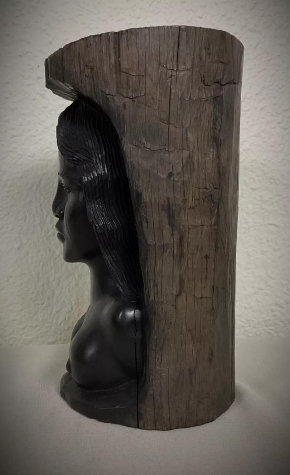 Escultura vintage de madera de ébano malgache tallada a mano - Figura femenina desnuda - 2Y418 en Bueno estado para la venta en Bordeaux, FR