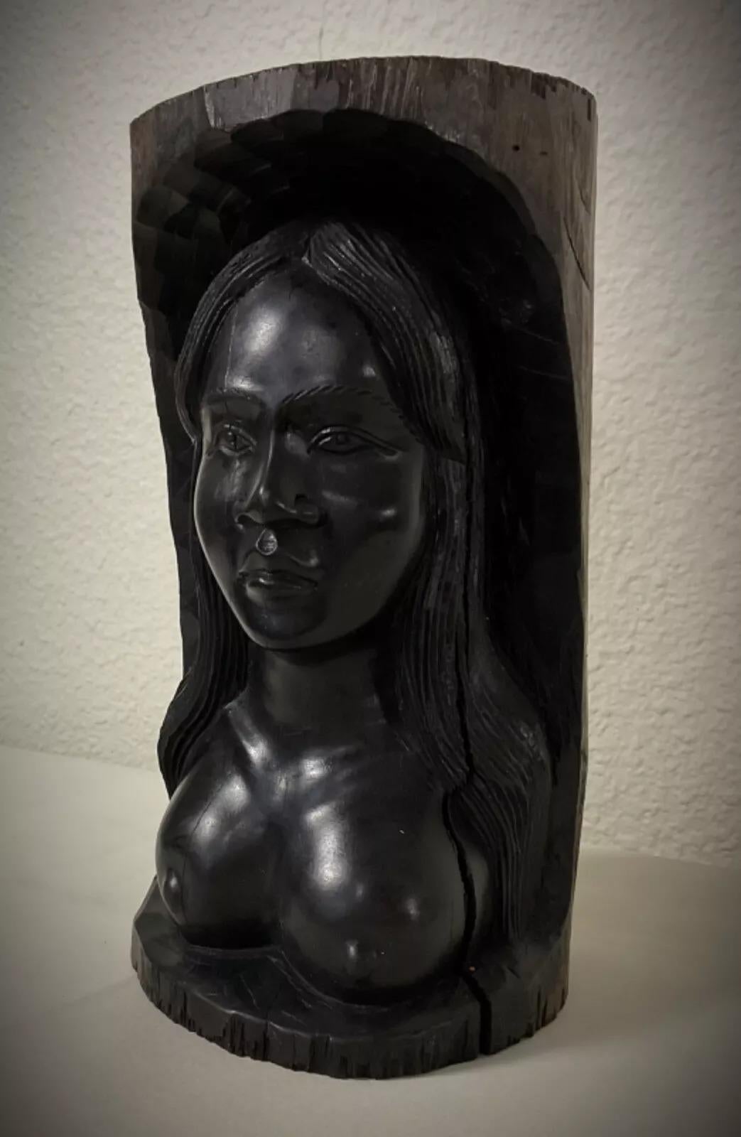 Vintage Hand geschnitzt Madagaskar Ebenholz Holzskulptur - nackte Frau, signiert - 2Y421 im Angebot 1