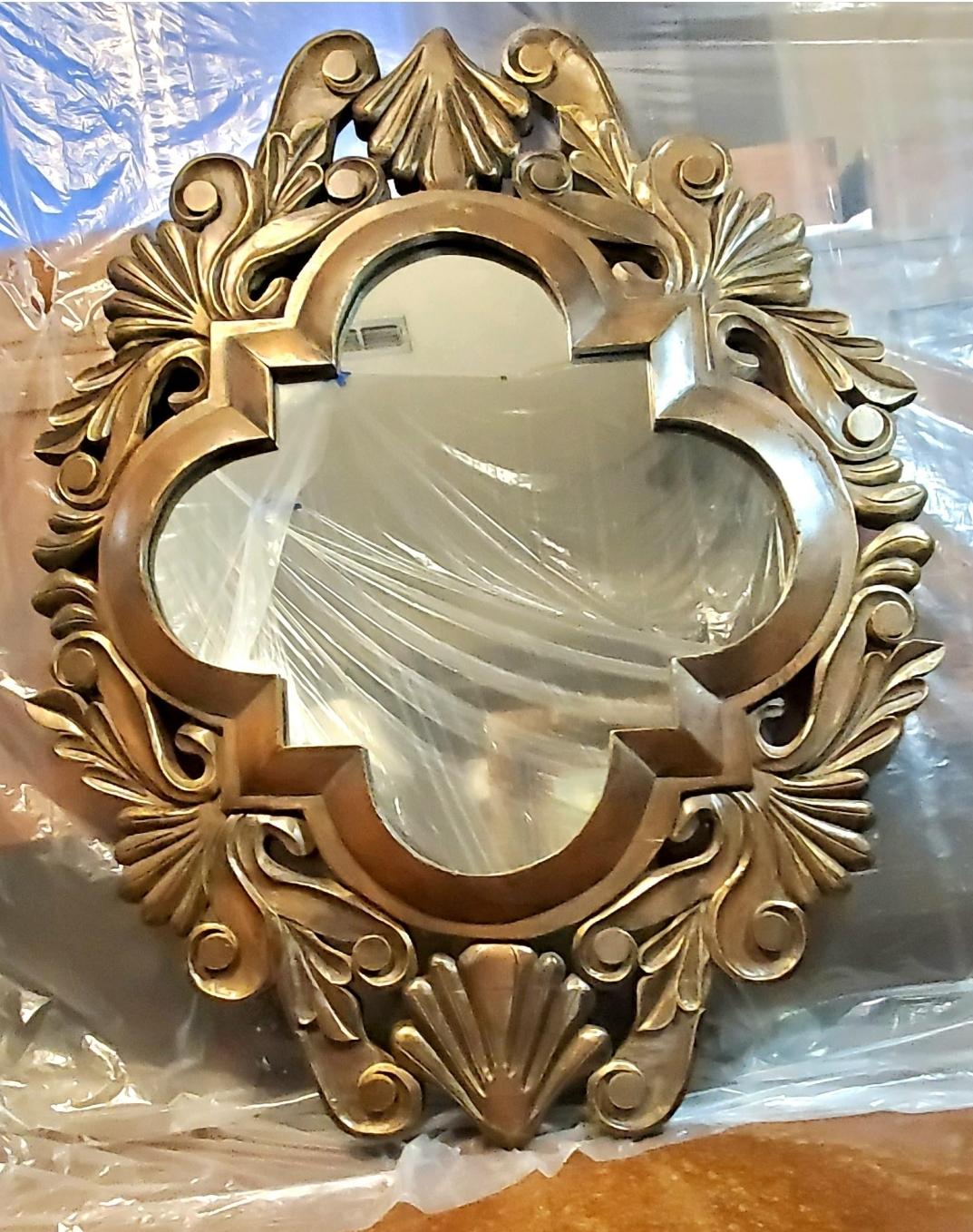 Miroir coquillage vintage en acajou massif sculpté à la main, style Hollywood Regency en vente 6