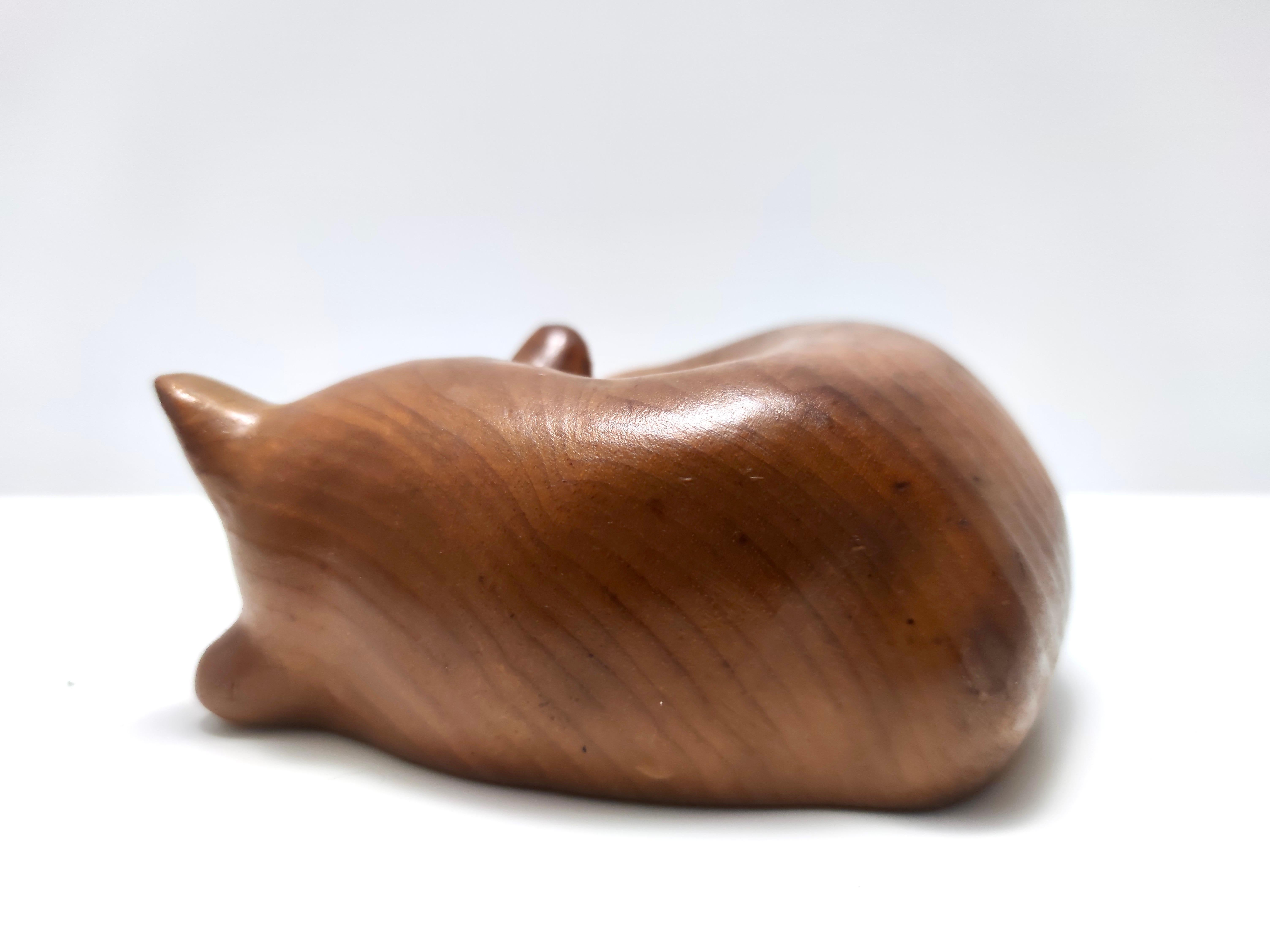 Beech Vintage Hand Carved Wooden Decorative Sleeping Cat by De Stijl, Florence, Italy For Sale