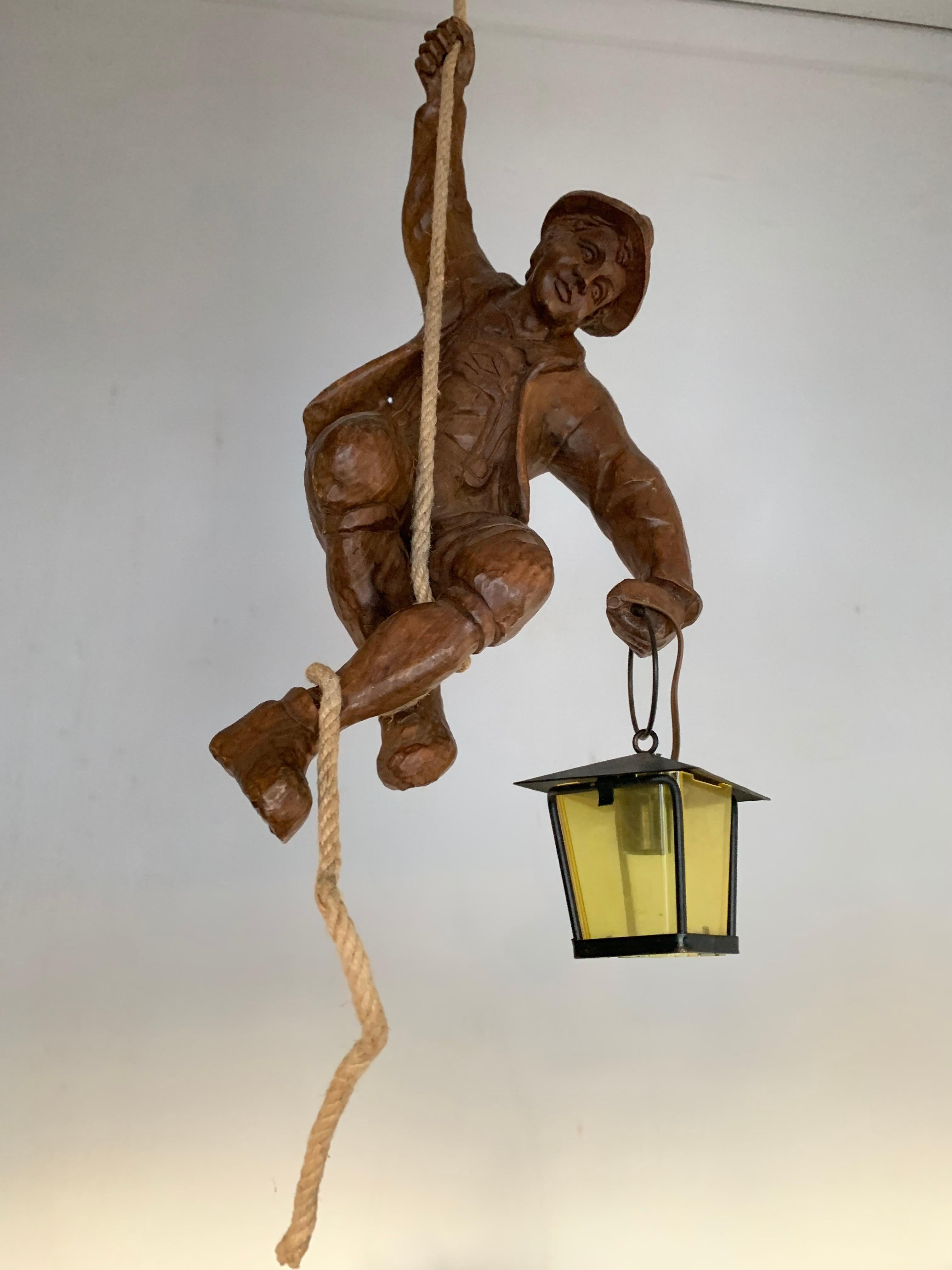 Rare and beautifully crafted light fixture for Black Forest and mountaineering enthousiasts.

This beautifully executed and sculptural light fixture will look great at home, but it can also create the perfect atmosphere in a lodge, a mancave, a