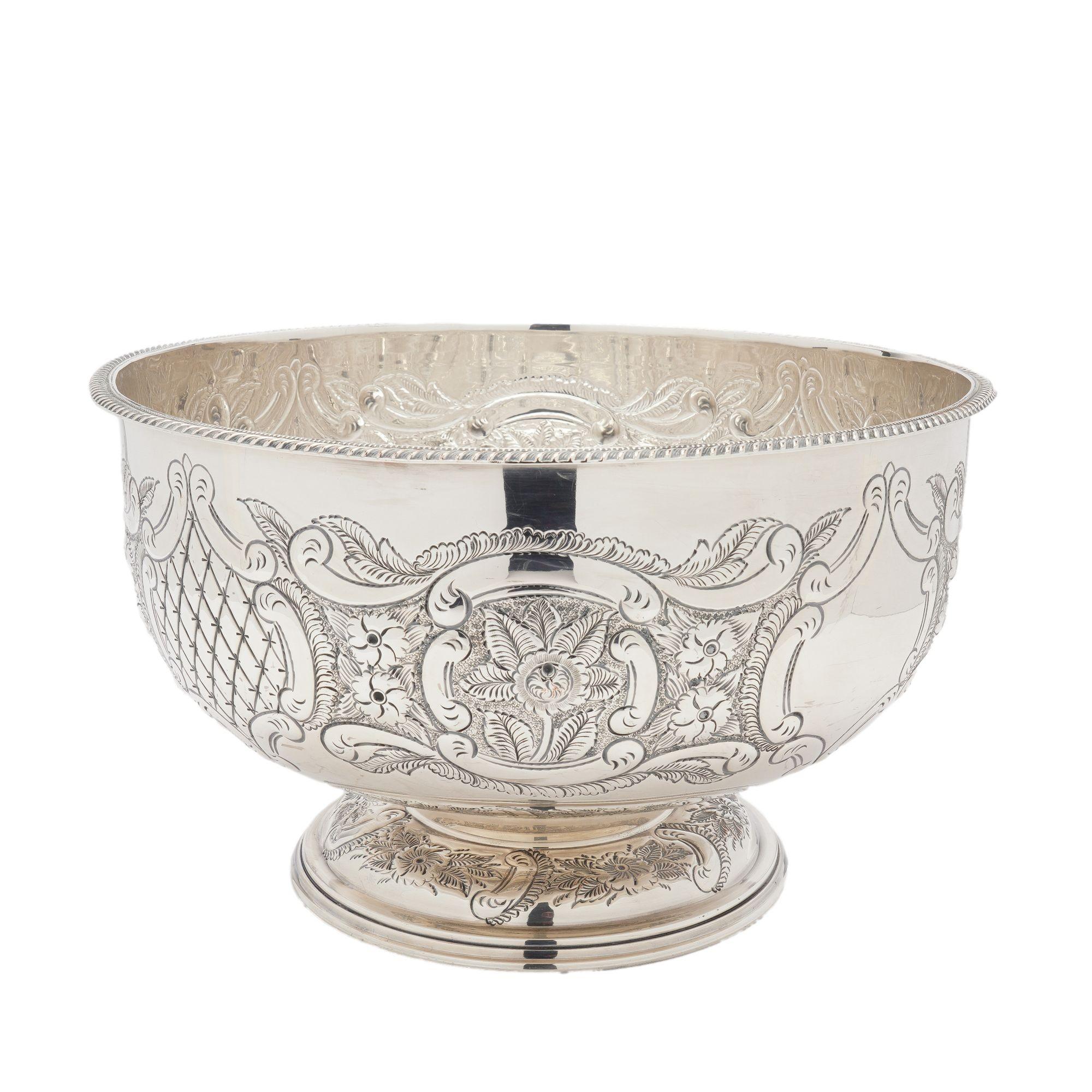 Vintage hand chased English Sheffield punch bowl & tray, c. 1900-50 For Sale 2