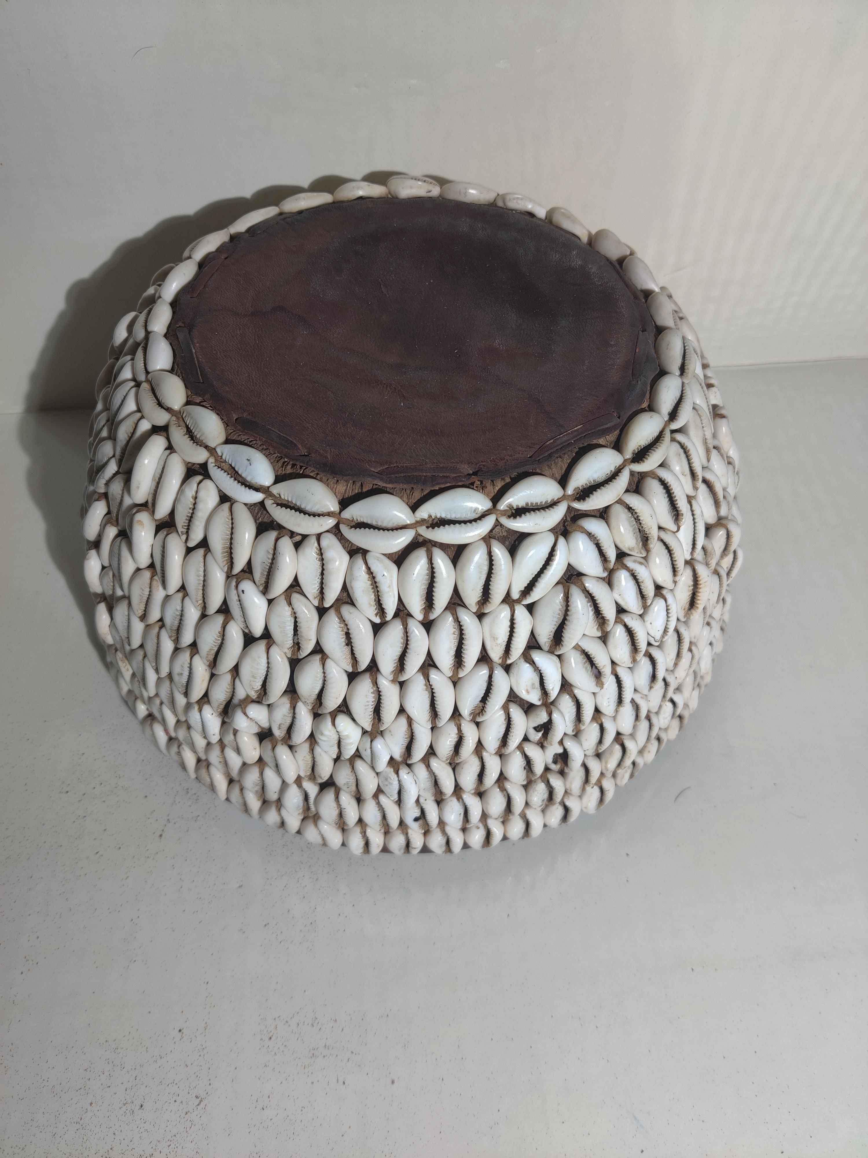 Vintage Hand-crafted Basket with Cowrie Shells For Sale 2