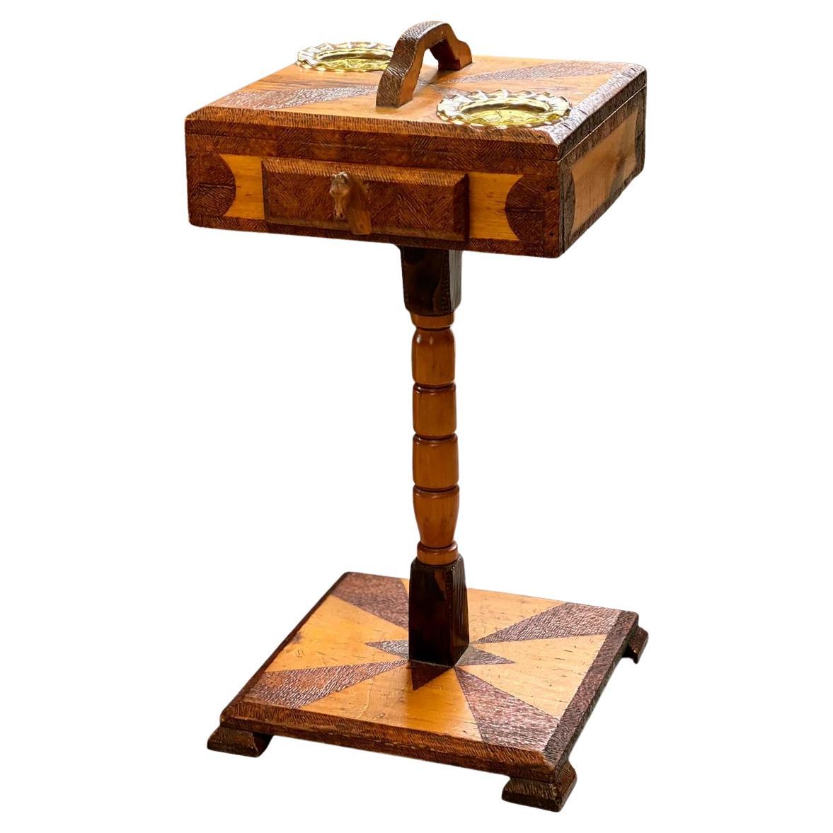 What is a smoker’s table?