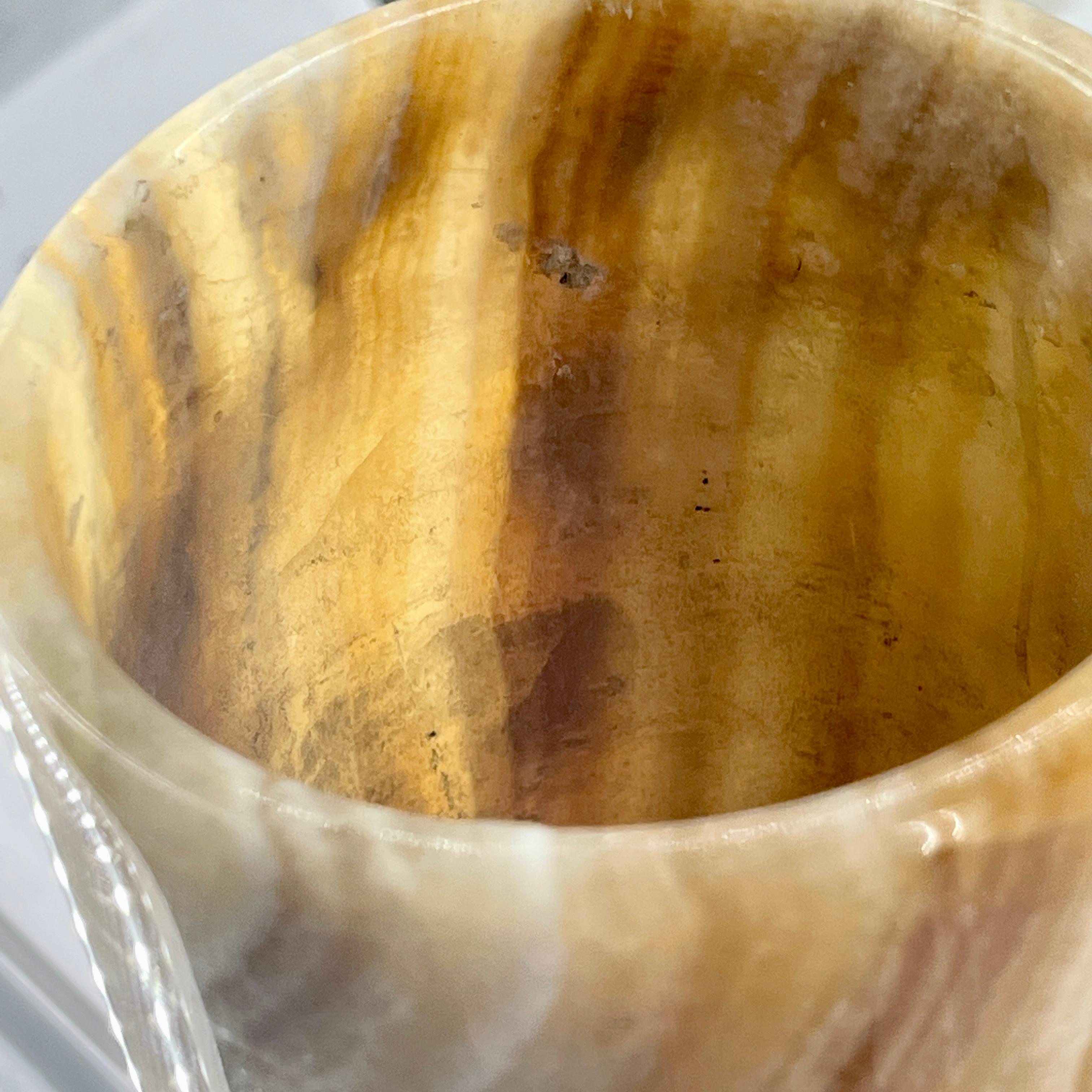Vase décoratif cylindrique fabriqué à la main, Italie, années 1970 en vente 9