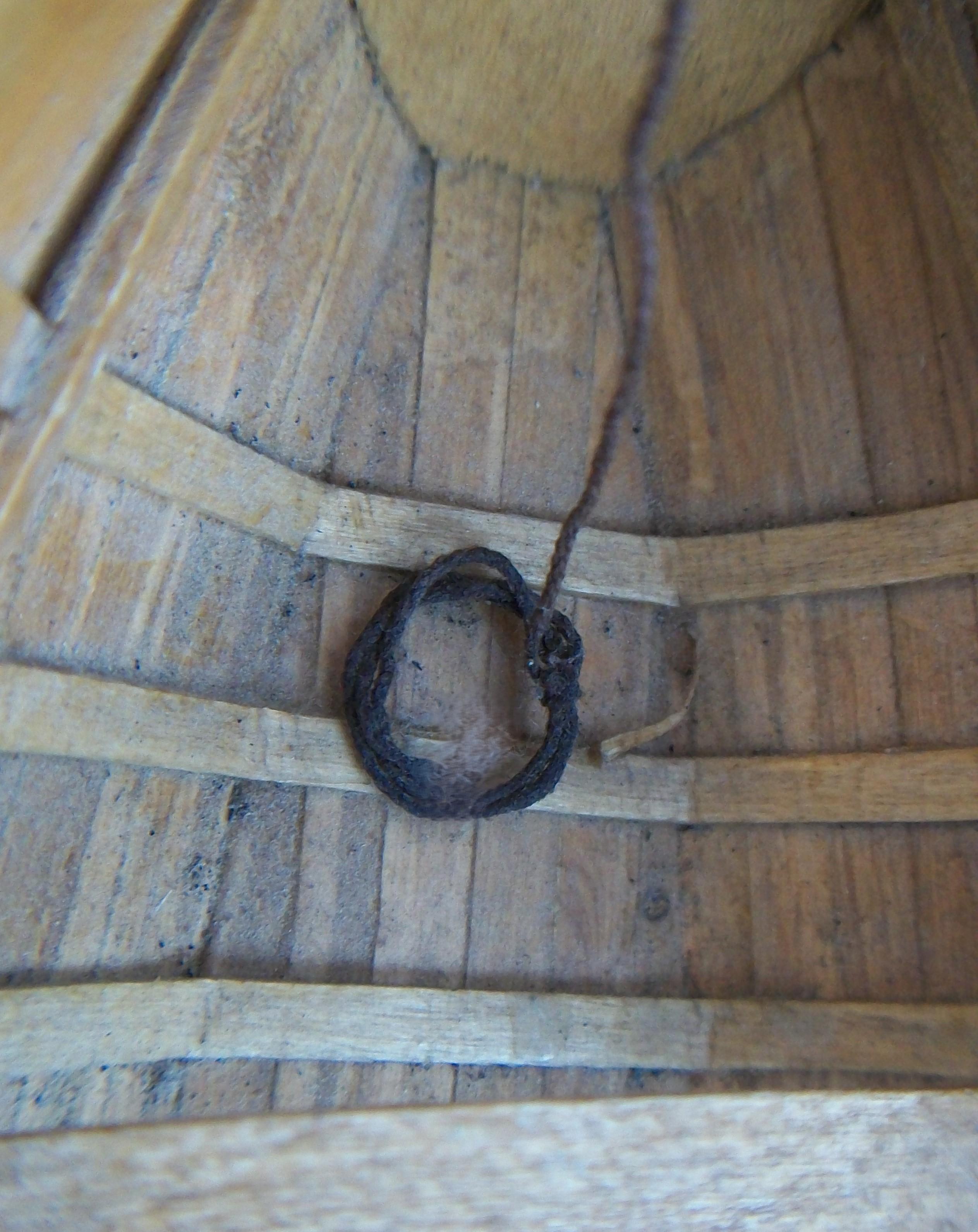 Modelo Vintage a Escala Artesanal de un Barco de Pesca - Canadá - Mediados del Siglo XX en venta 3