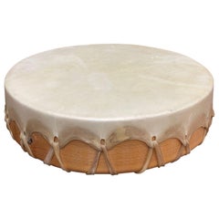 Tamburo a mano vintage con base in legno