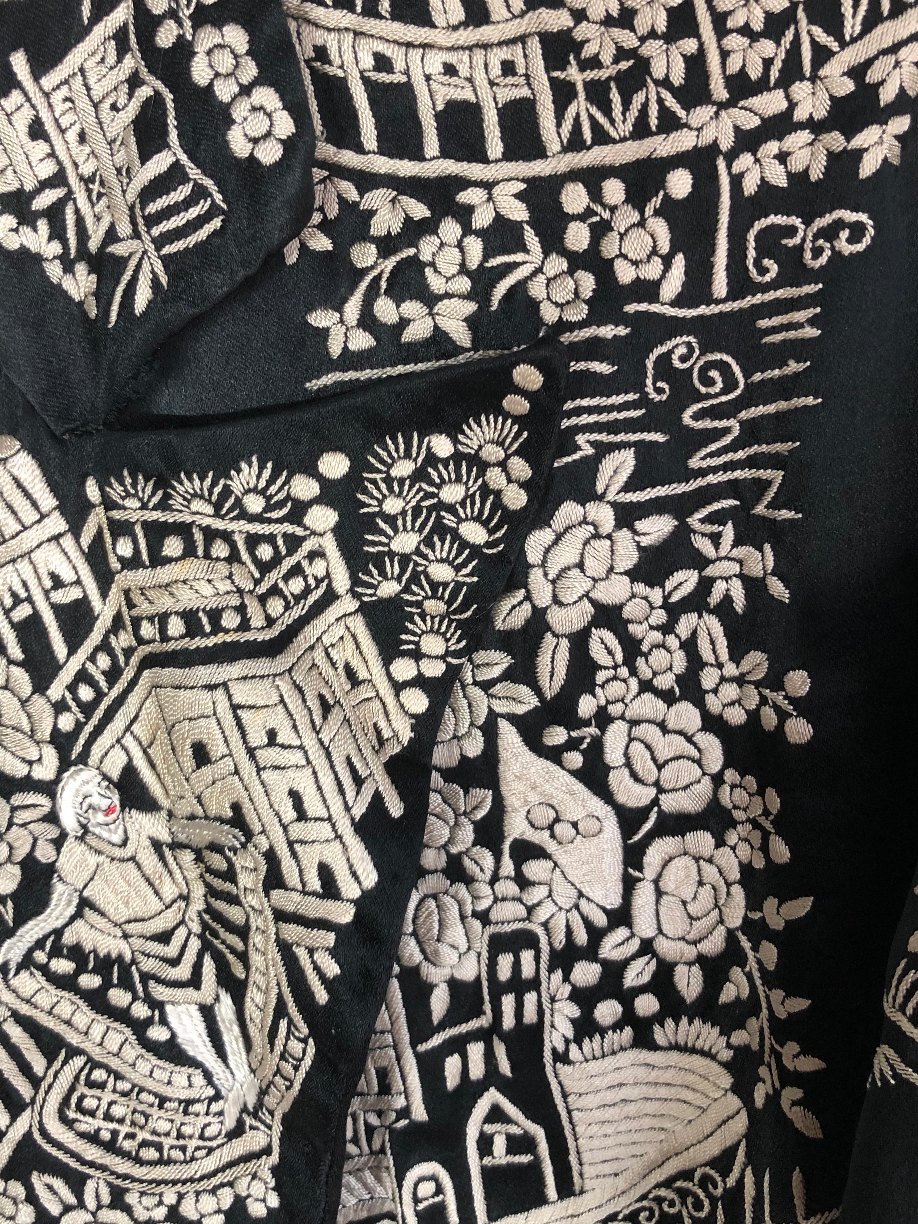 Mid-20th Century Vintage Hand Embroidery Oriental Silk Jacket
