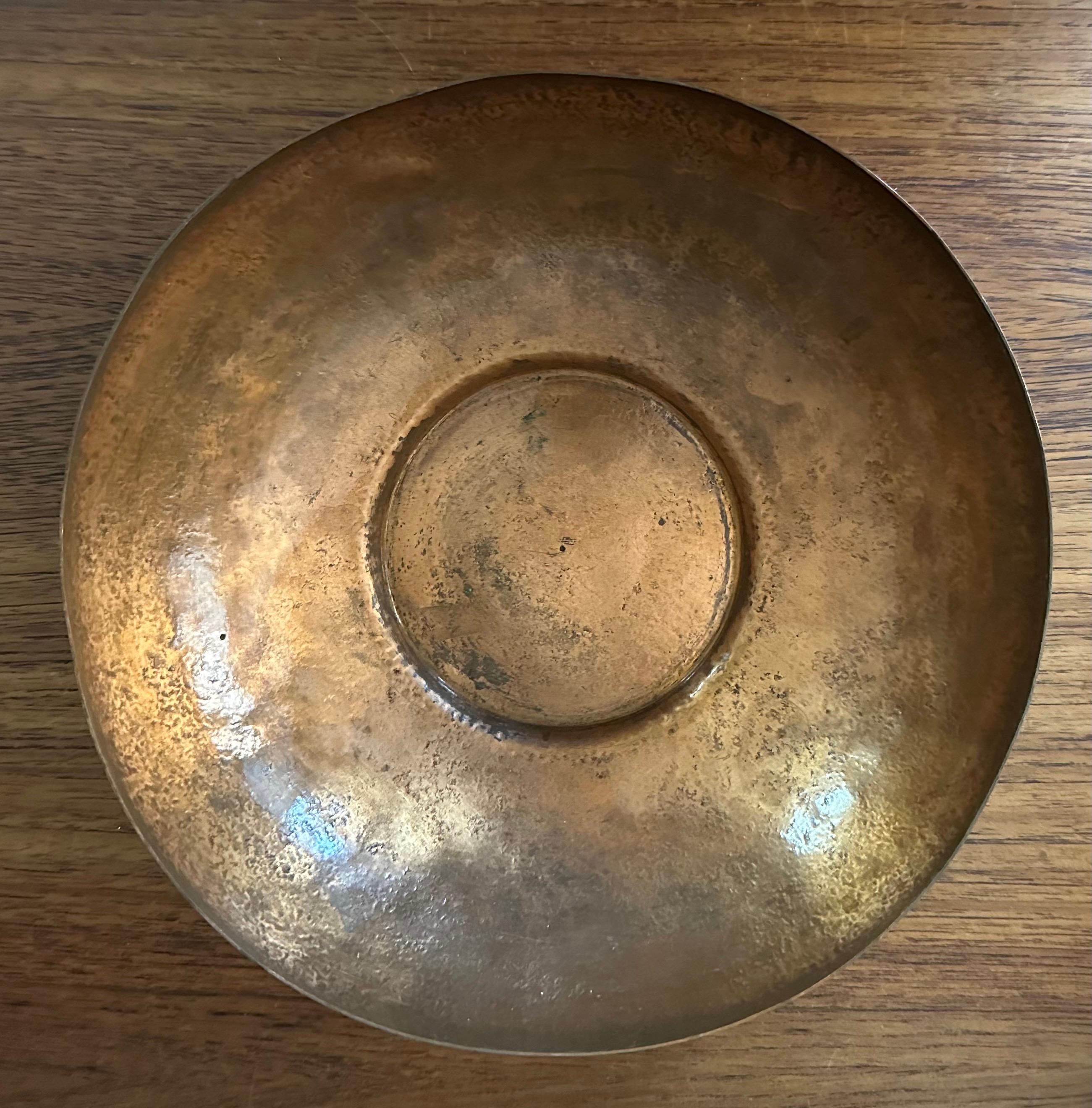 Centro de mesa o frutero artesanal vintage martillado a mano en cobre Cobre