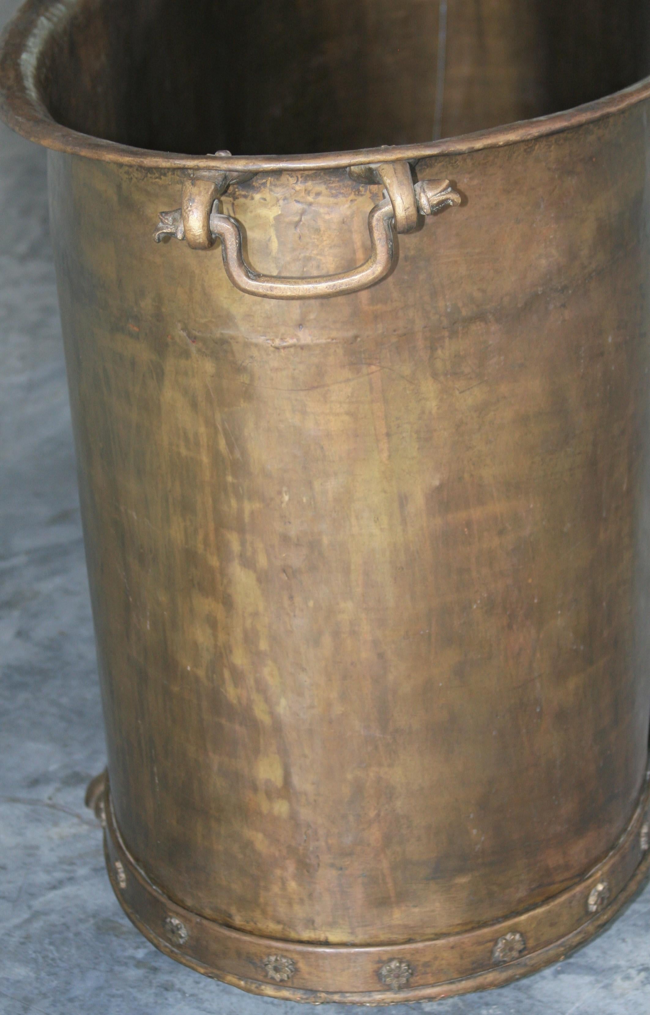 20th Century Vintage Hand Hammered Copper Alloy Freestanding Bath Tub Featuring Claw Feet    