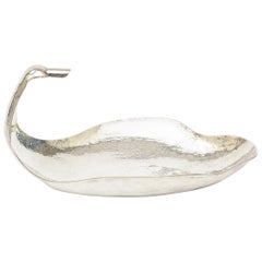 Vintage Hand-Hammered Silver Plate Duck Scalloped Serving Bowl