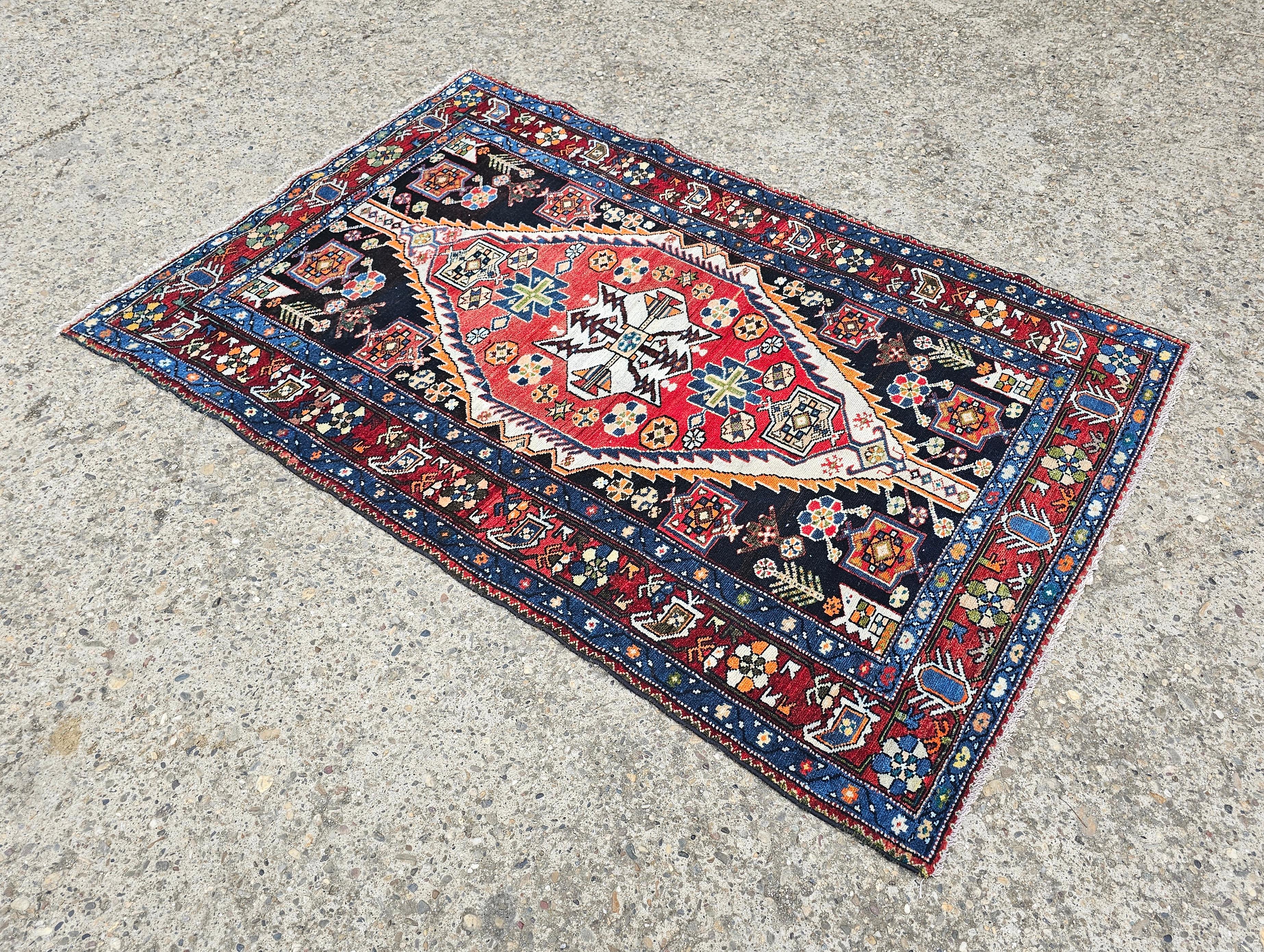 Tapis persan Saveh noué à la main, province de Markazi, Iran, années 1940 en vente 1