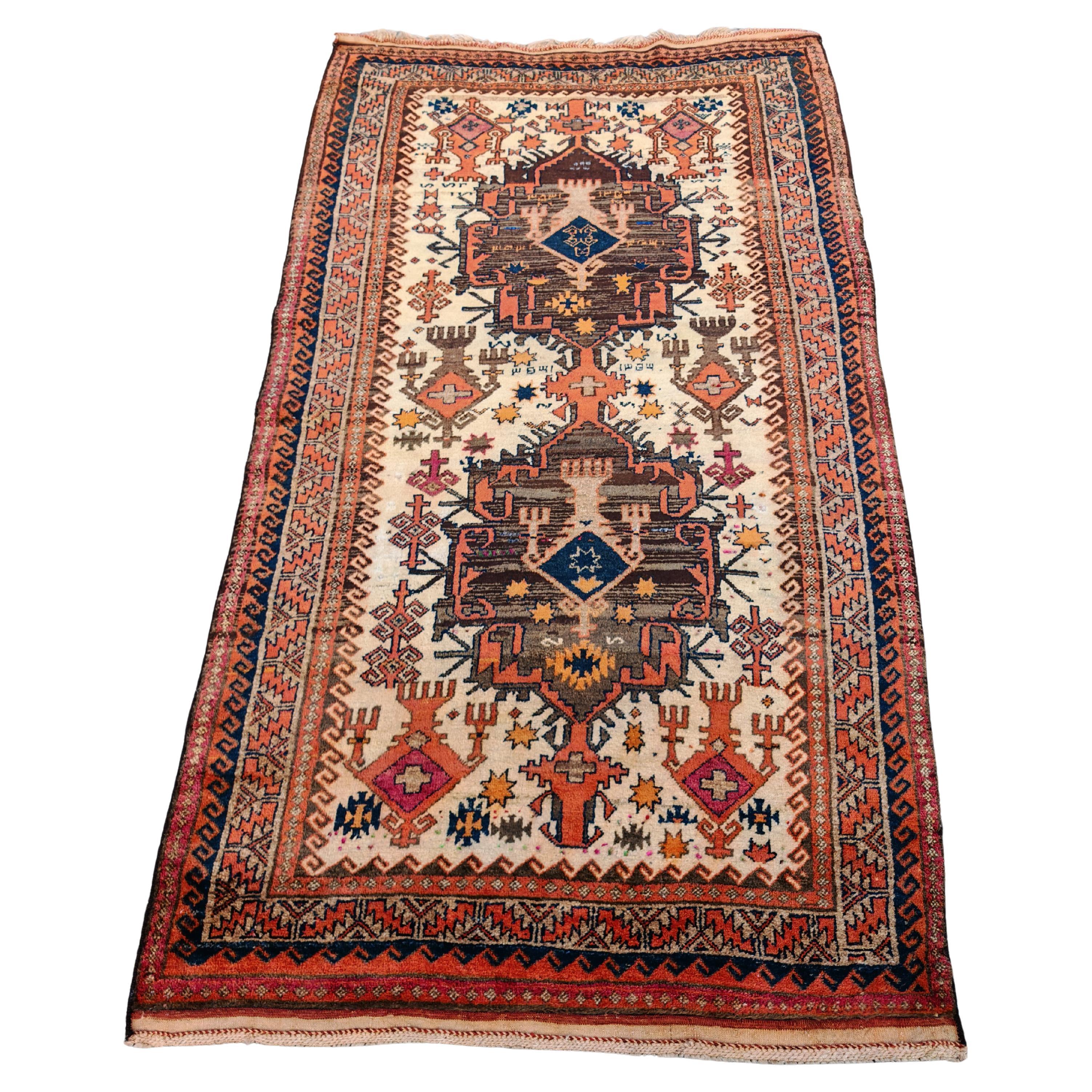 Vintage hand-knotted Afghan Baluch Rug, 100% natural dyed wool, 1934 en vente