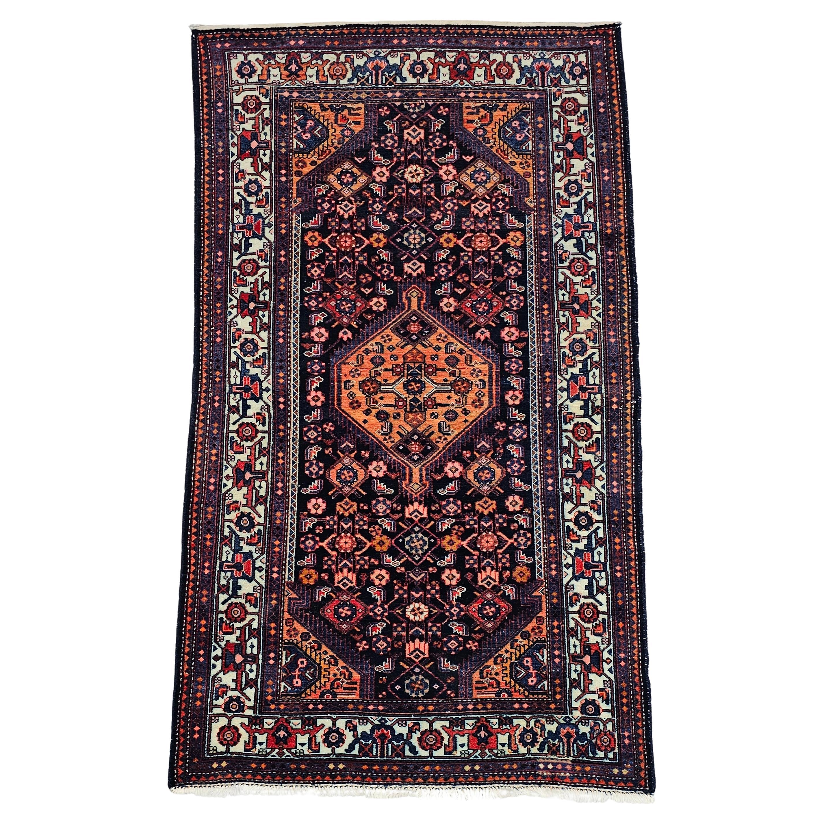 Vintage Hand-knotted Hamadan Rug in purple and orange, 100% wool, Iran 1950s