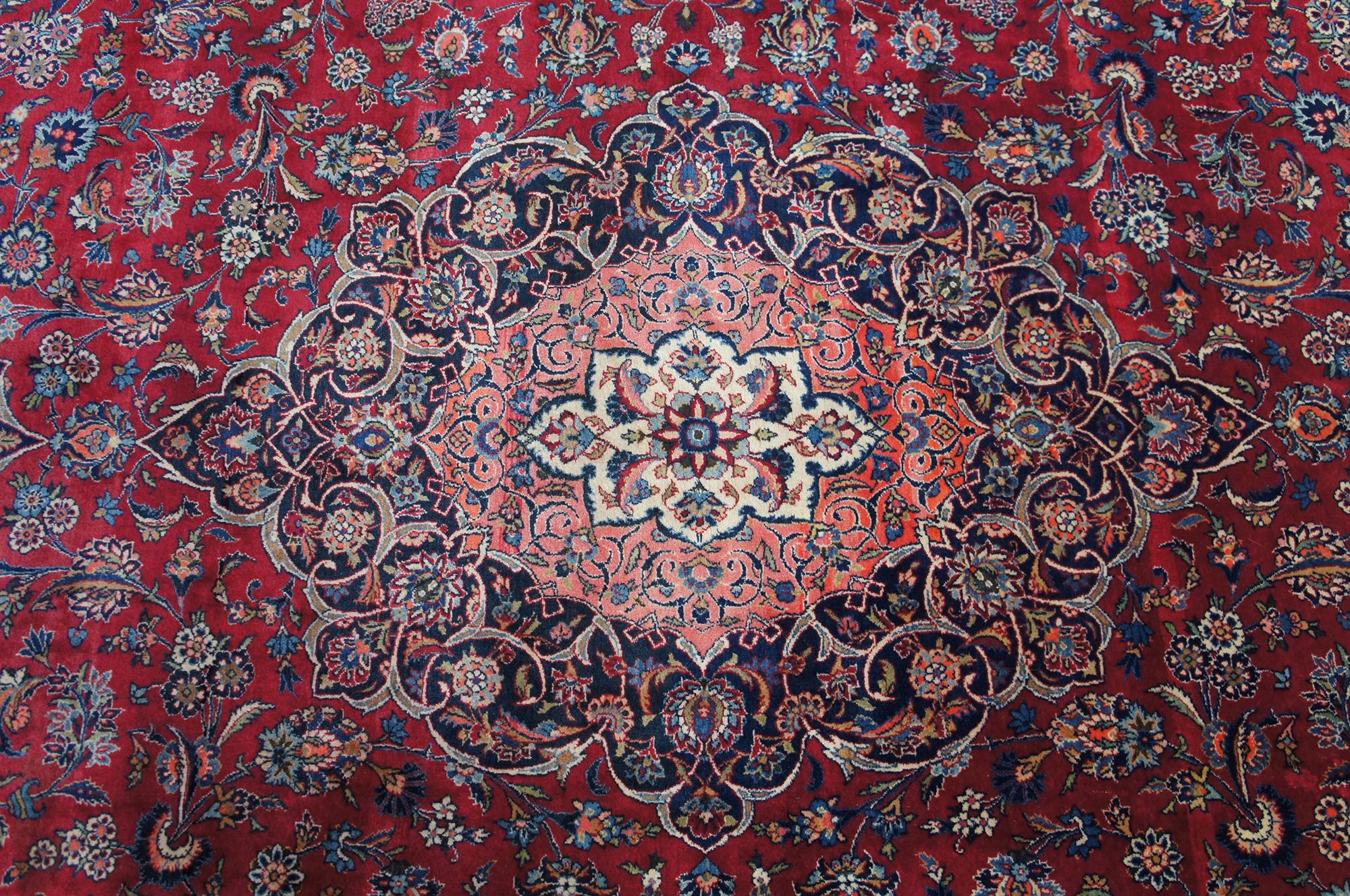 20th Century Vintage Hand Knotted Kashan Floral Medallion Area Rug Carpet, Persian