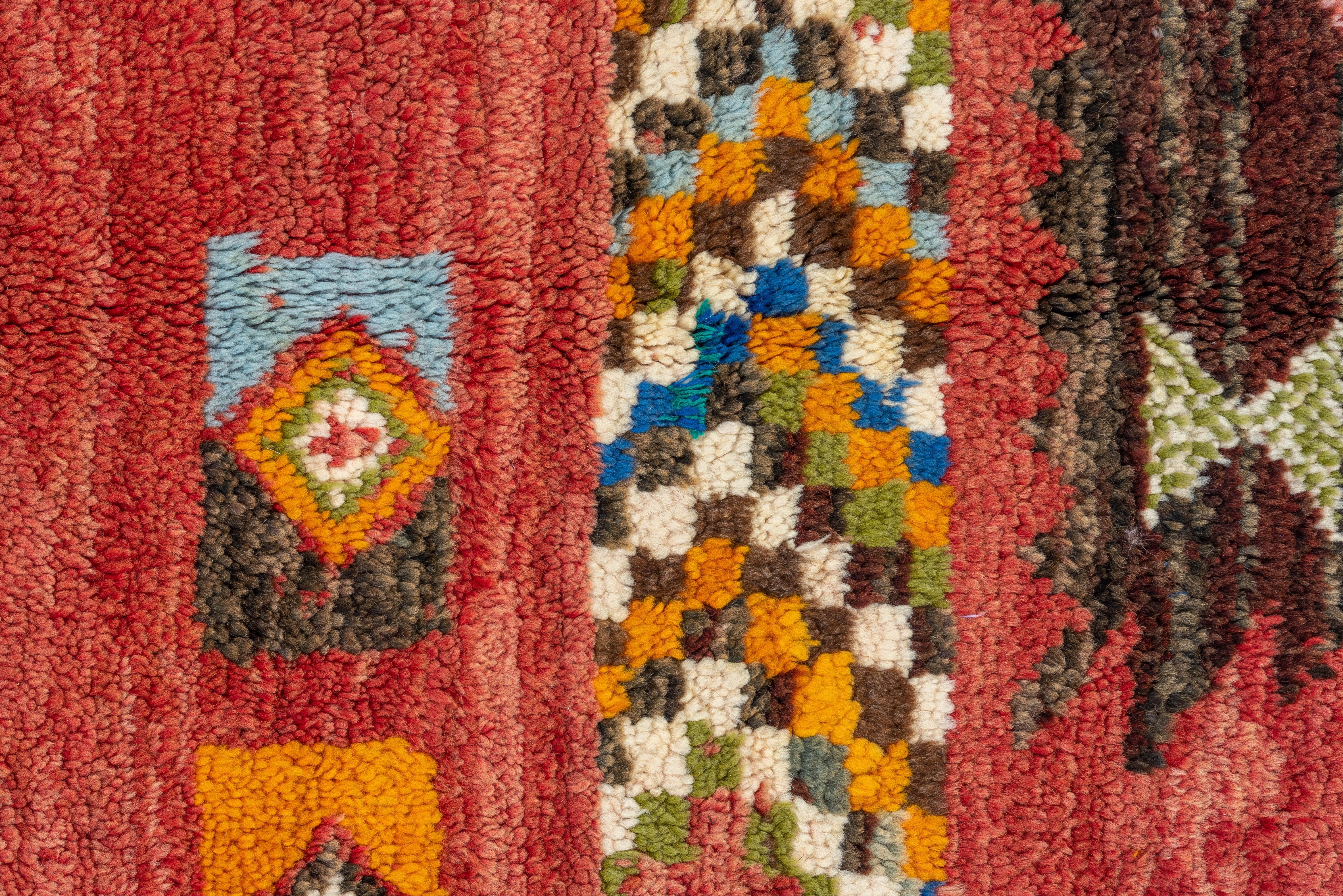 Vintage Hand-Knotted Moroccan Rug Abstract Tribal Motifs For Sale 1