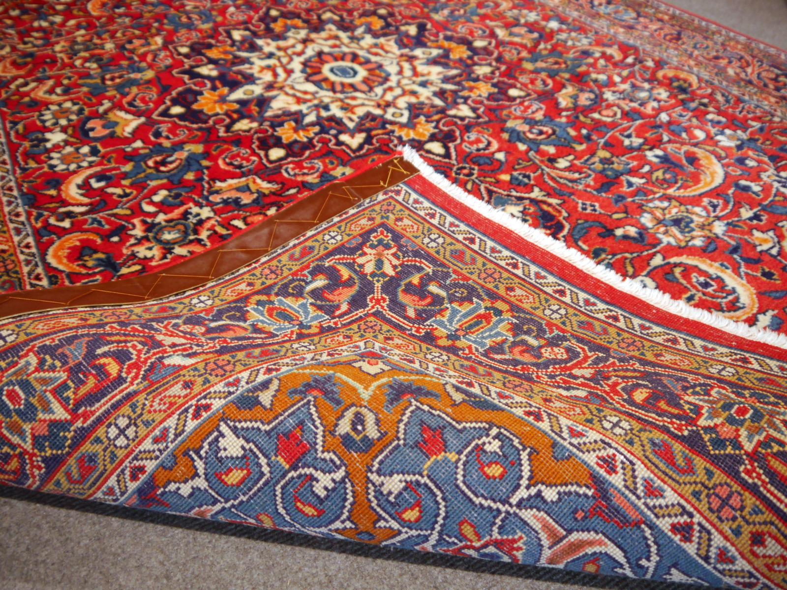 Vintage Hand-Knotted Oriental Rug Red and Blue 1