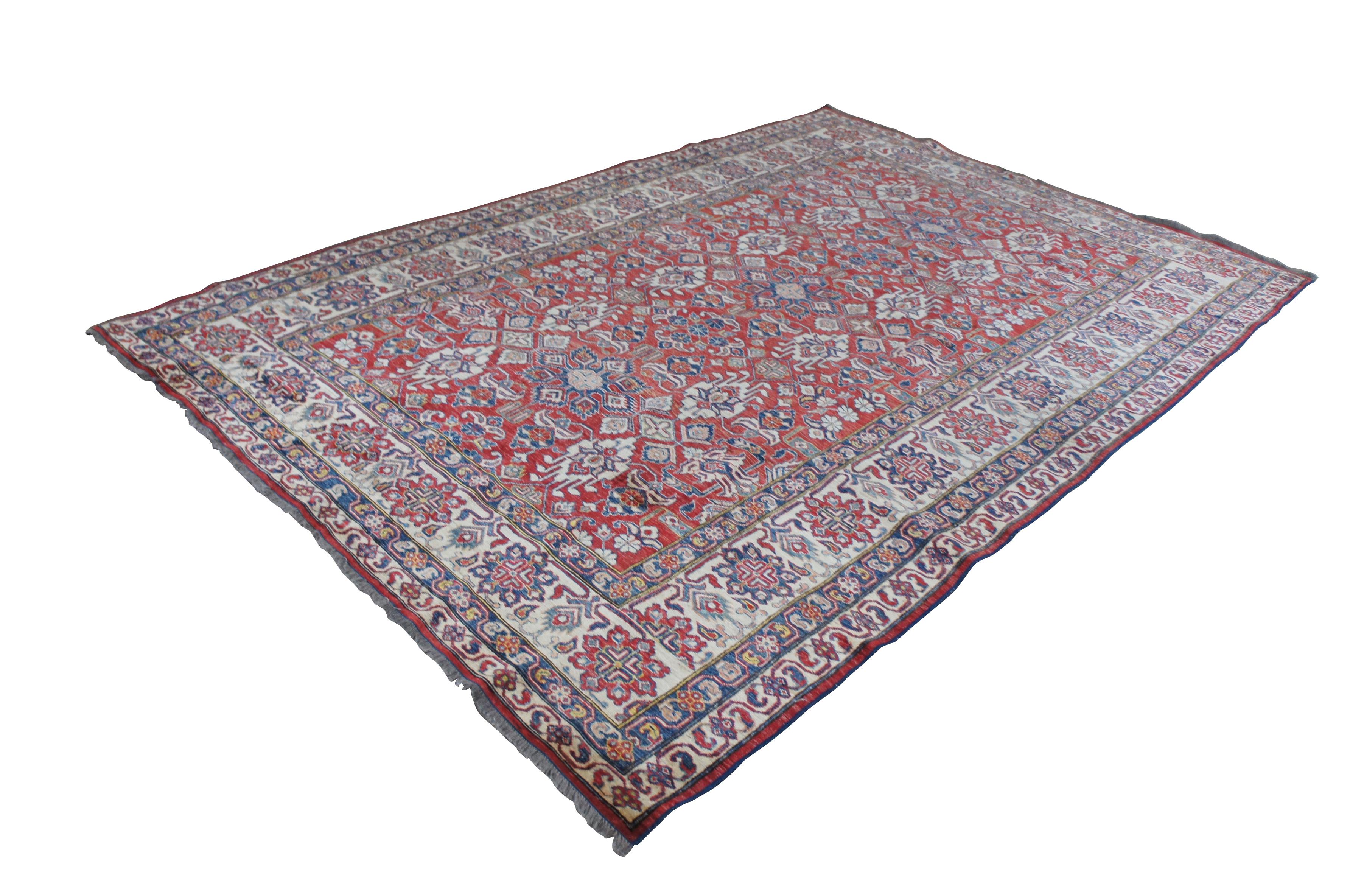 Vintage Hand Knotted Pakistani Pak-Persian Wool Area Rug Floral Carpet 8 x 12' In Good Condition For Sale In Dayton, OH