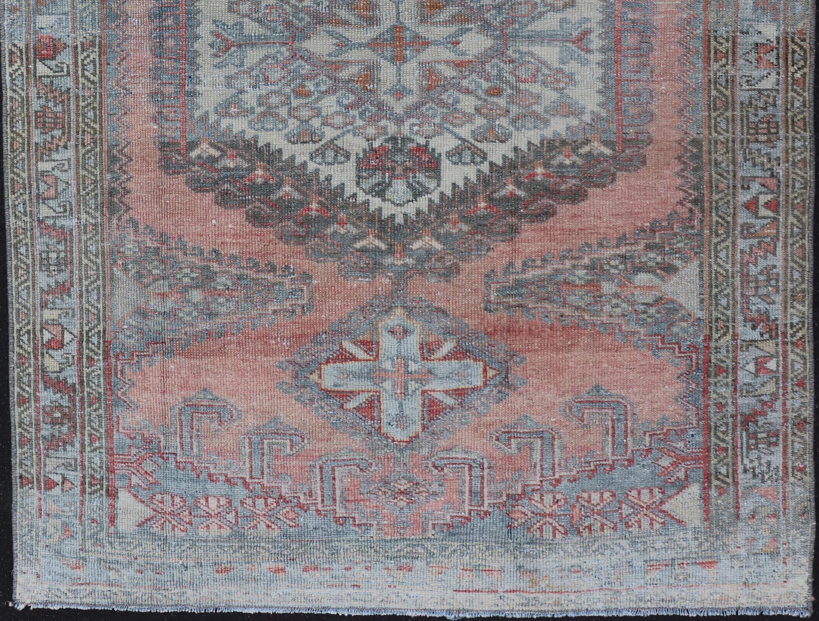 Malayer Vintage Hand-Knotted Persian Hamadan Rug with Sub-Geometric Medallion Design For Sale