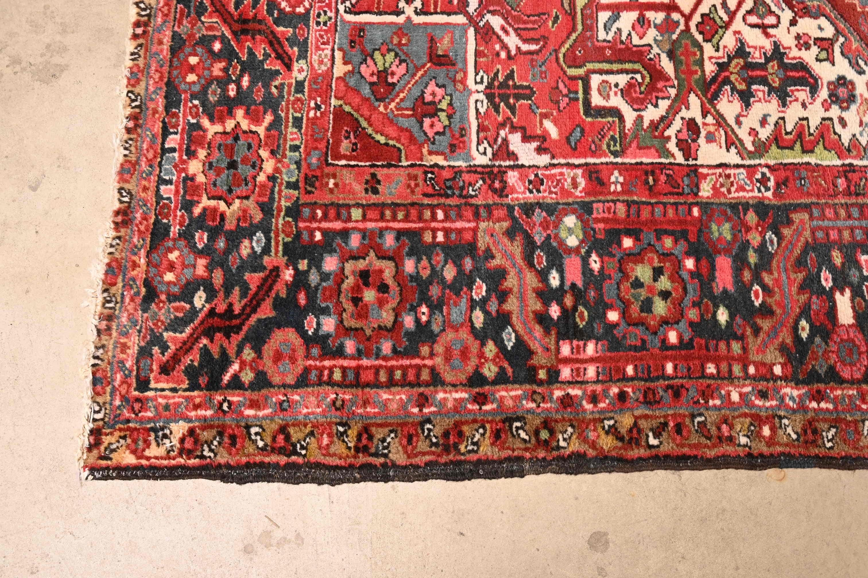Mid-20th Century Vintage Hand Knotted Persian Heriz Room Size Rug, circa 1940s For Sale