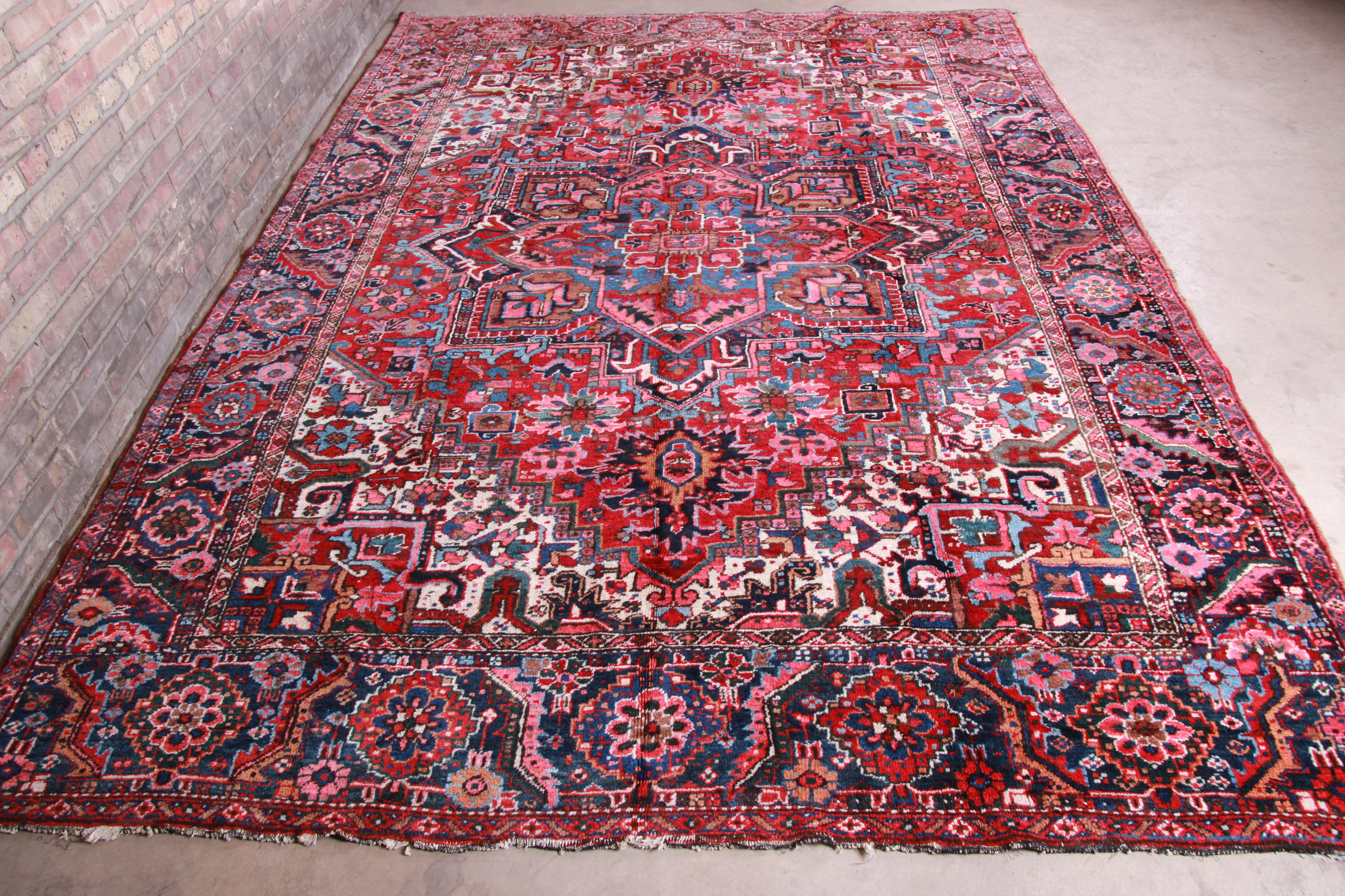 Vintage Hand Knotted Persian Heriz Rug, circa 1940s In Good Condition In South Bend, IN