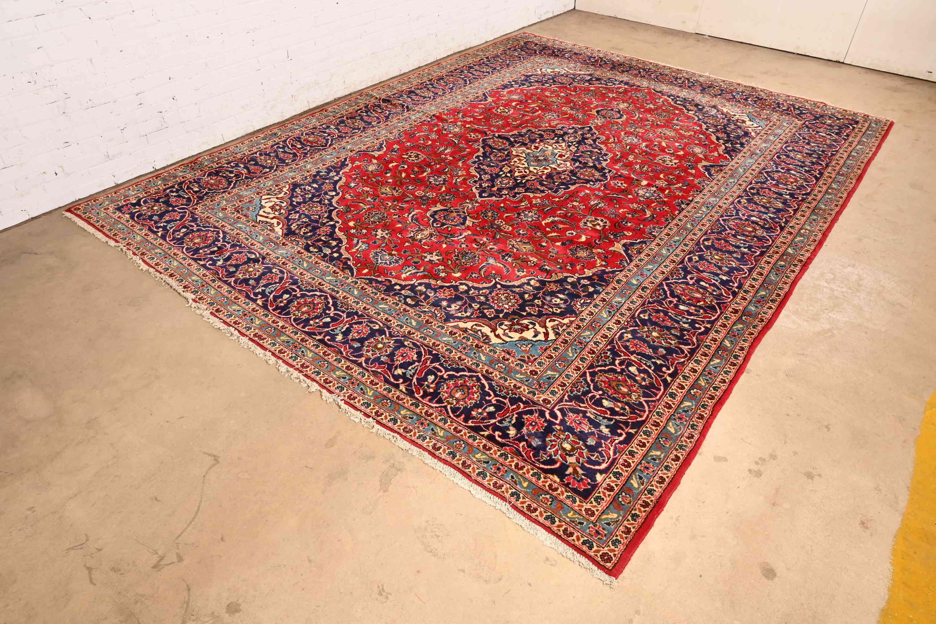 Vintage Rugs persiano Kashan annodato a mano In condizioni buone in vendita a South Bend, IN