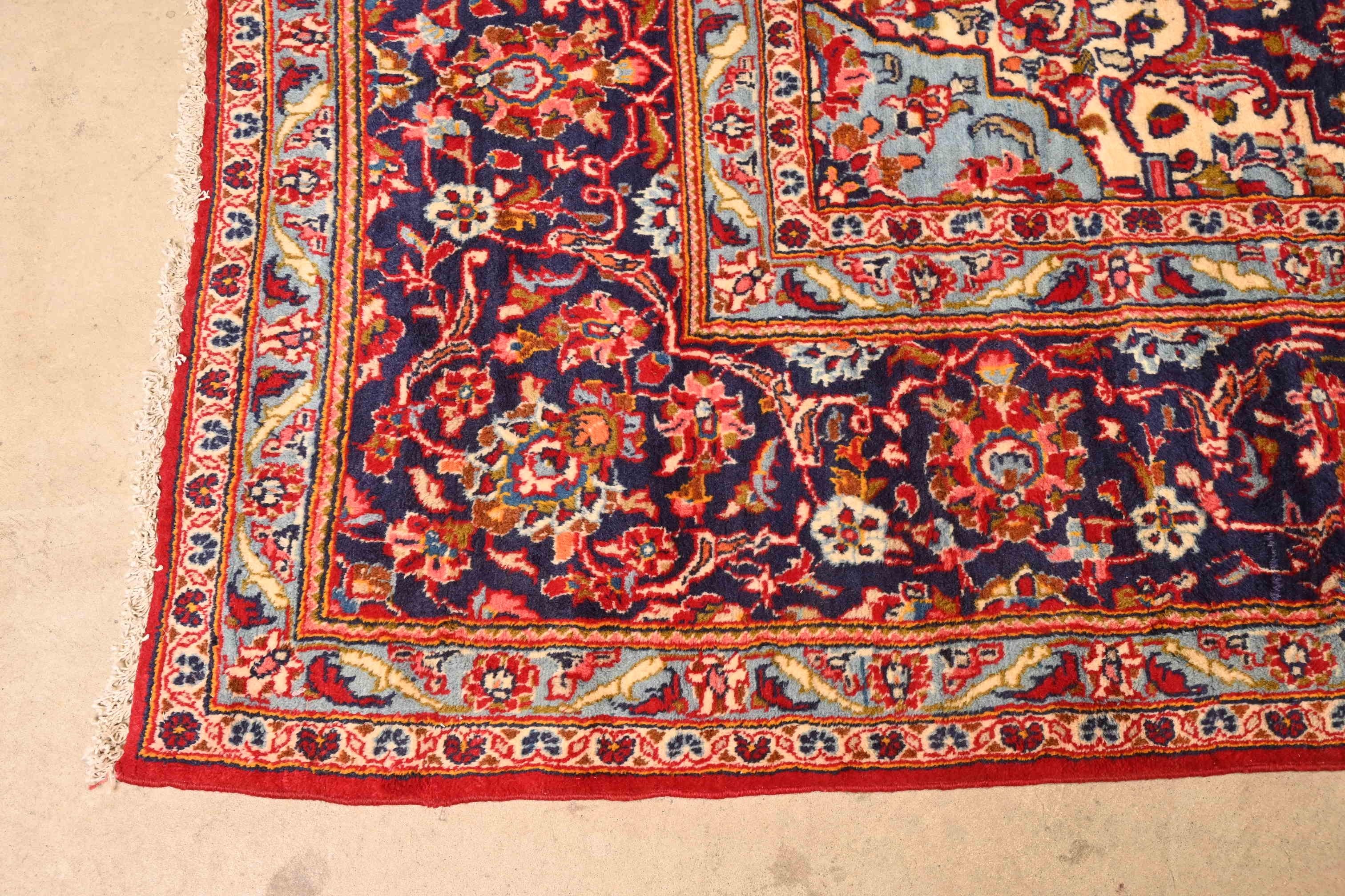 Vintage Hand-Knotted Persian Kashan Room Size Rug For Sale 2