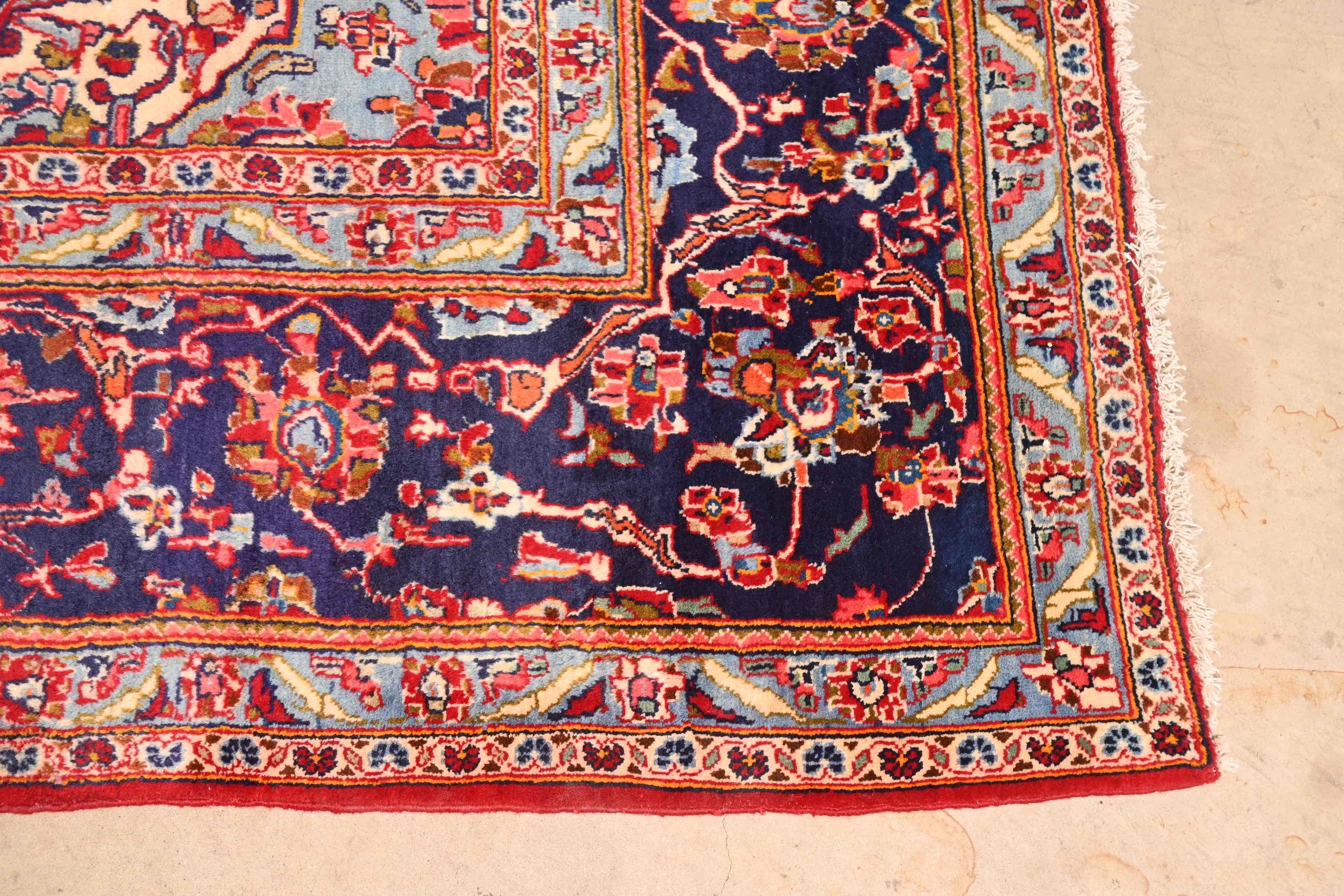 Vintage Hand-Knotted Persian Kashan Room Size Rug For Sale 3