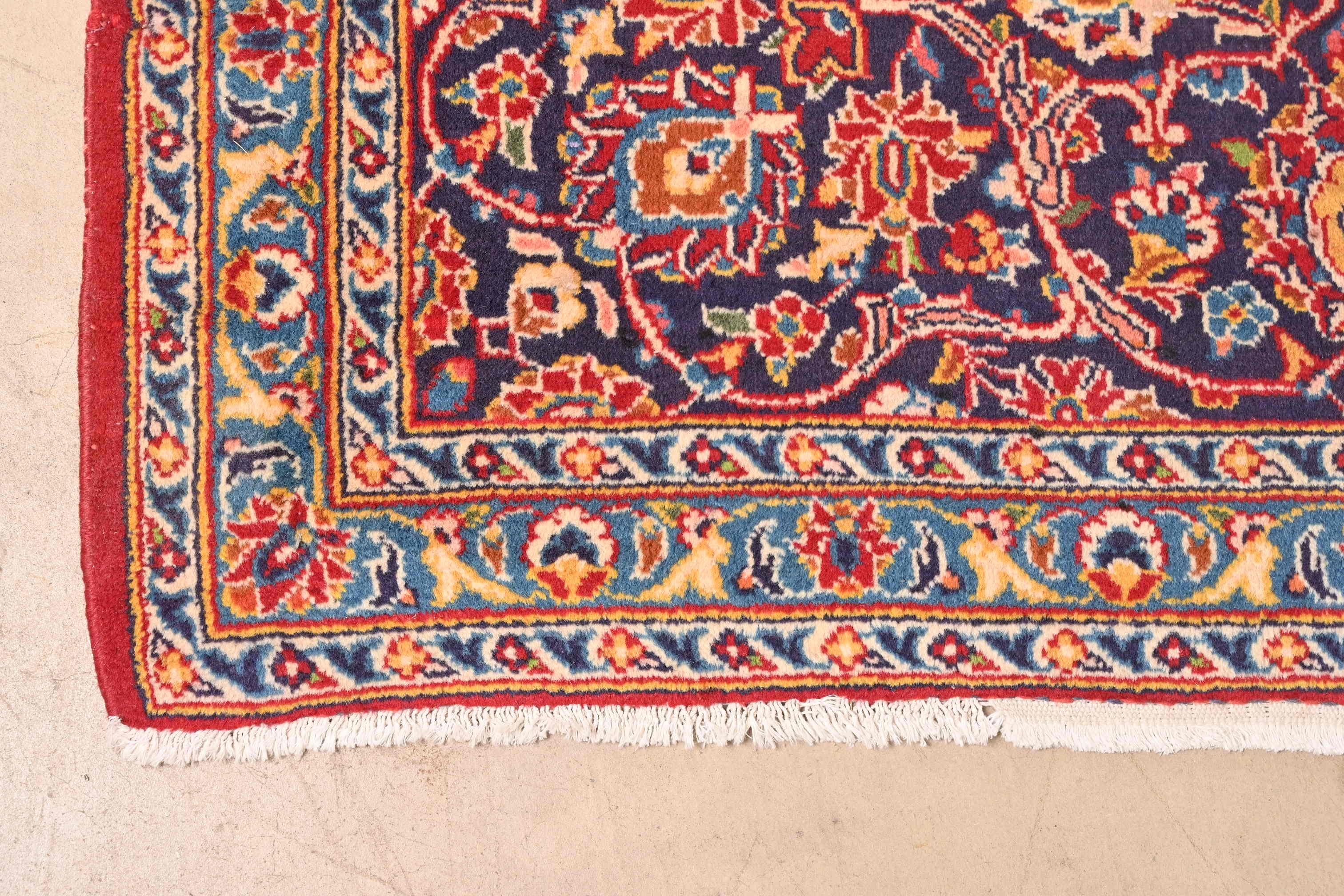 Vintage Handgeknüpft Persisch Kashan Zimmer Größe Wolle Bereich Teppich im Angebot 3
