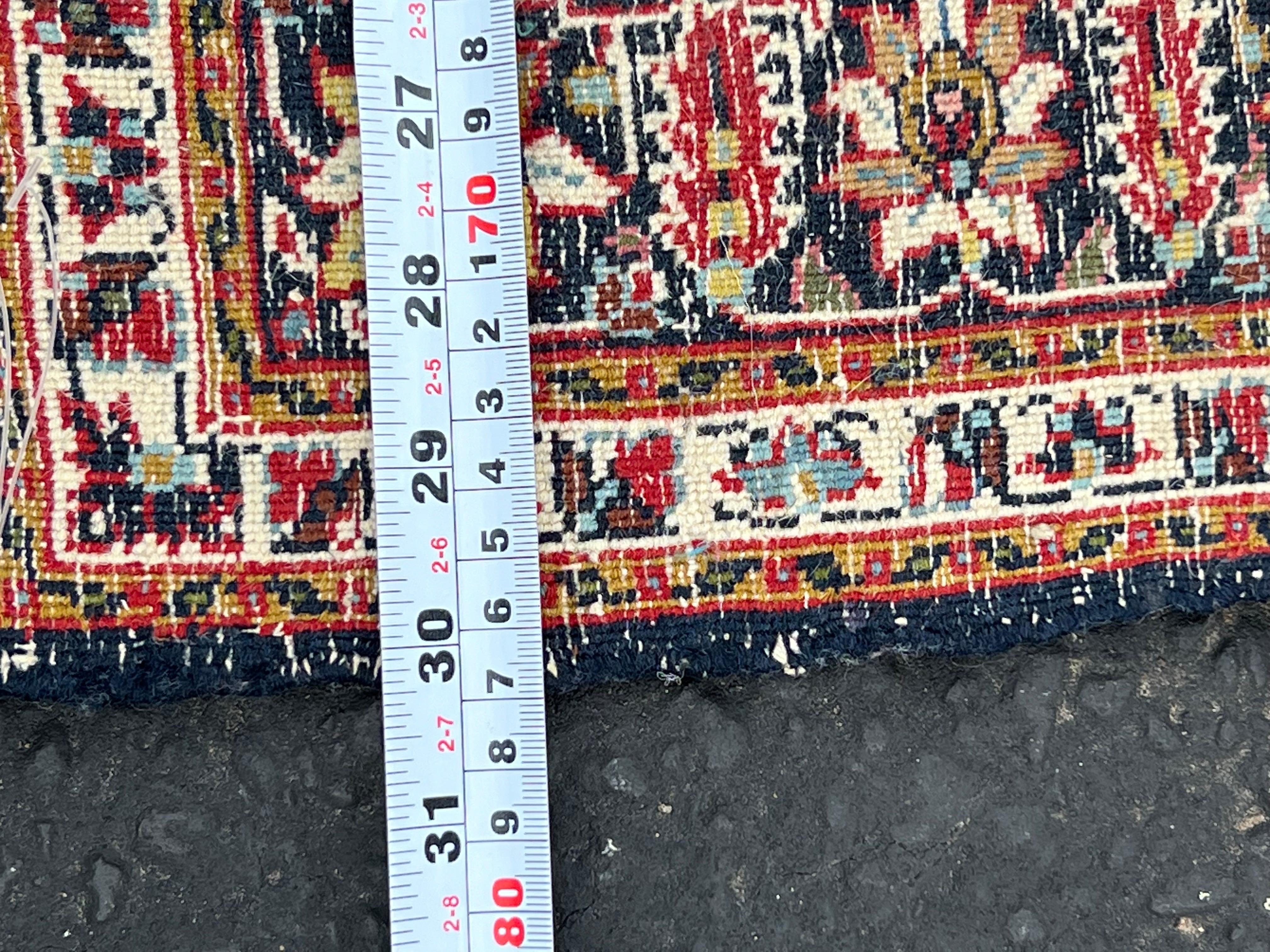Tapis persan Keshan noué à la main 2,5' x 4,17' en vente 13
