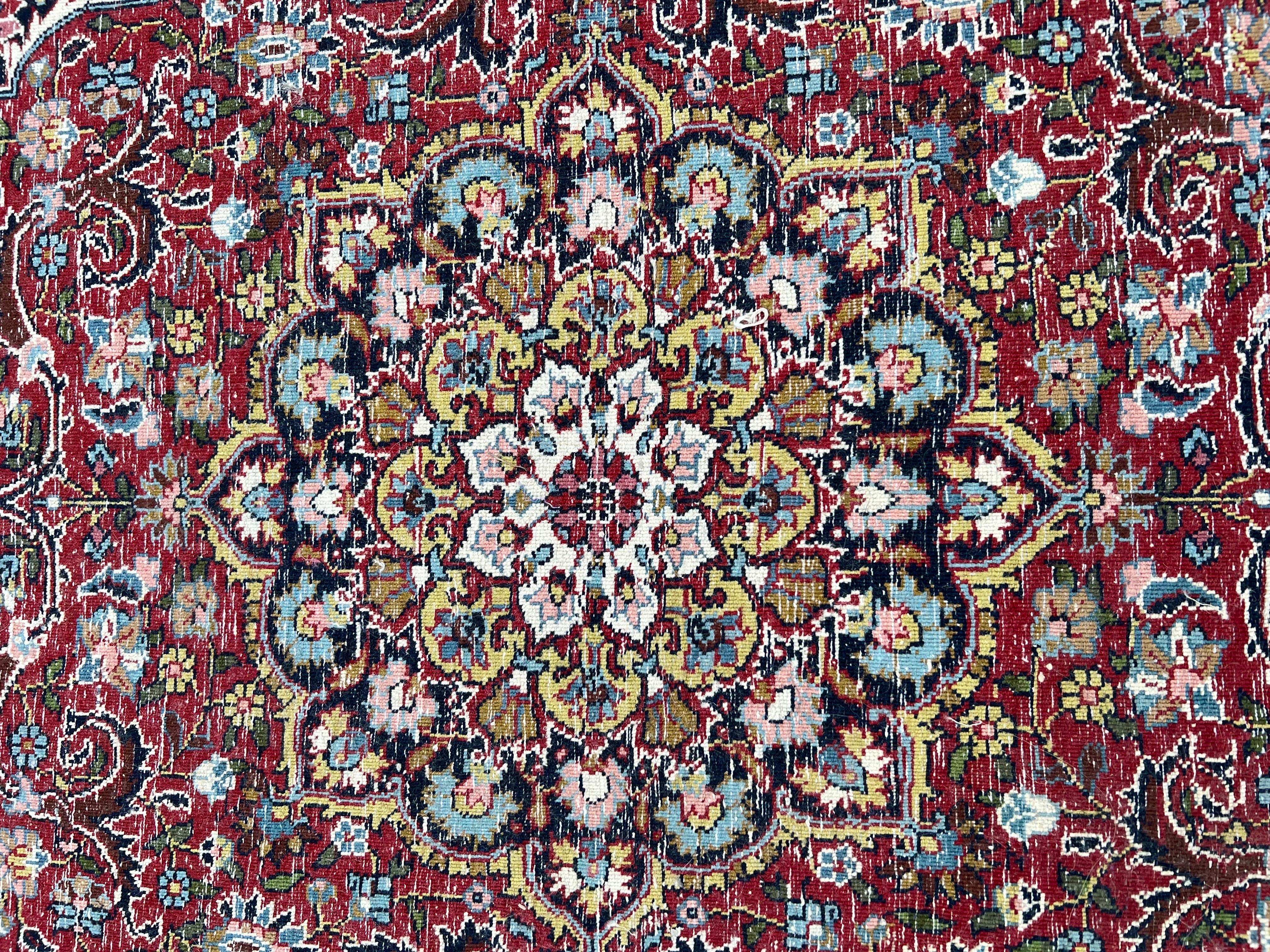 Tapis persan Keshan noué à la main 2,5' x 4,17' en vente 2
