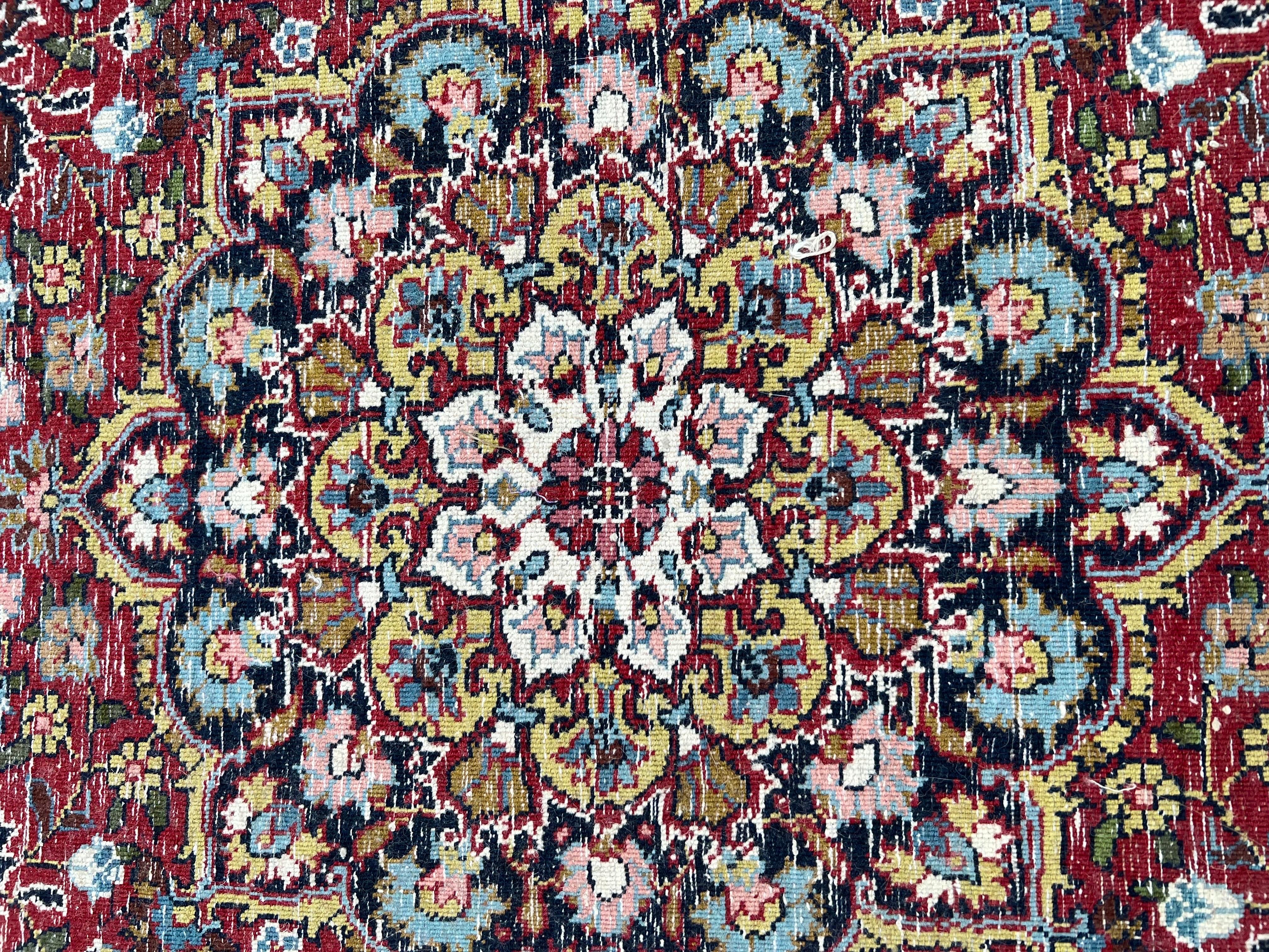 Tapis persan Keshan noué à la main 2,5' x 4,17' en vente 3