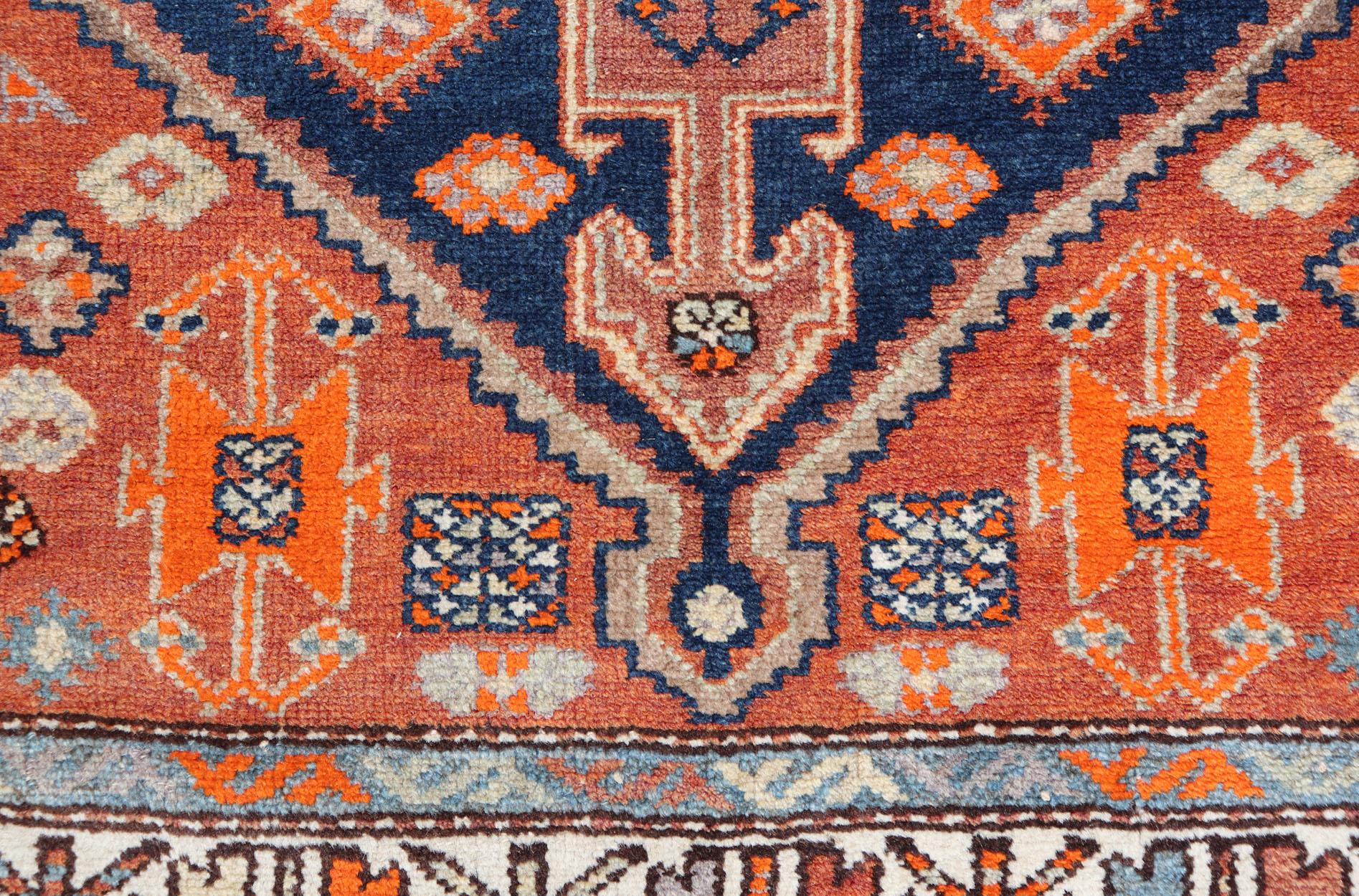 Malayer vintage runner from Persia with geometric medallion central field design, Keivan Woven Arts / rug PTA-200732, country of origin / type: Iran / Malayer, circa 1930.

Measures: 3'6 x 9'3.