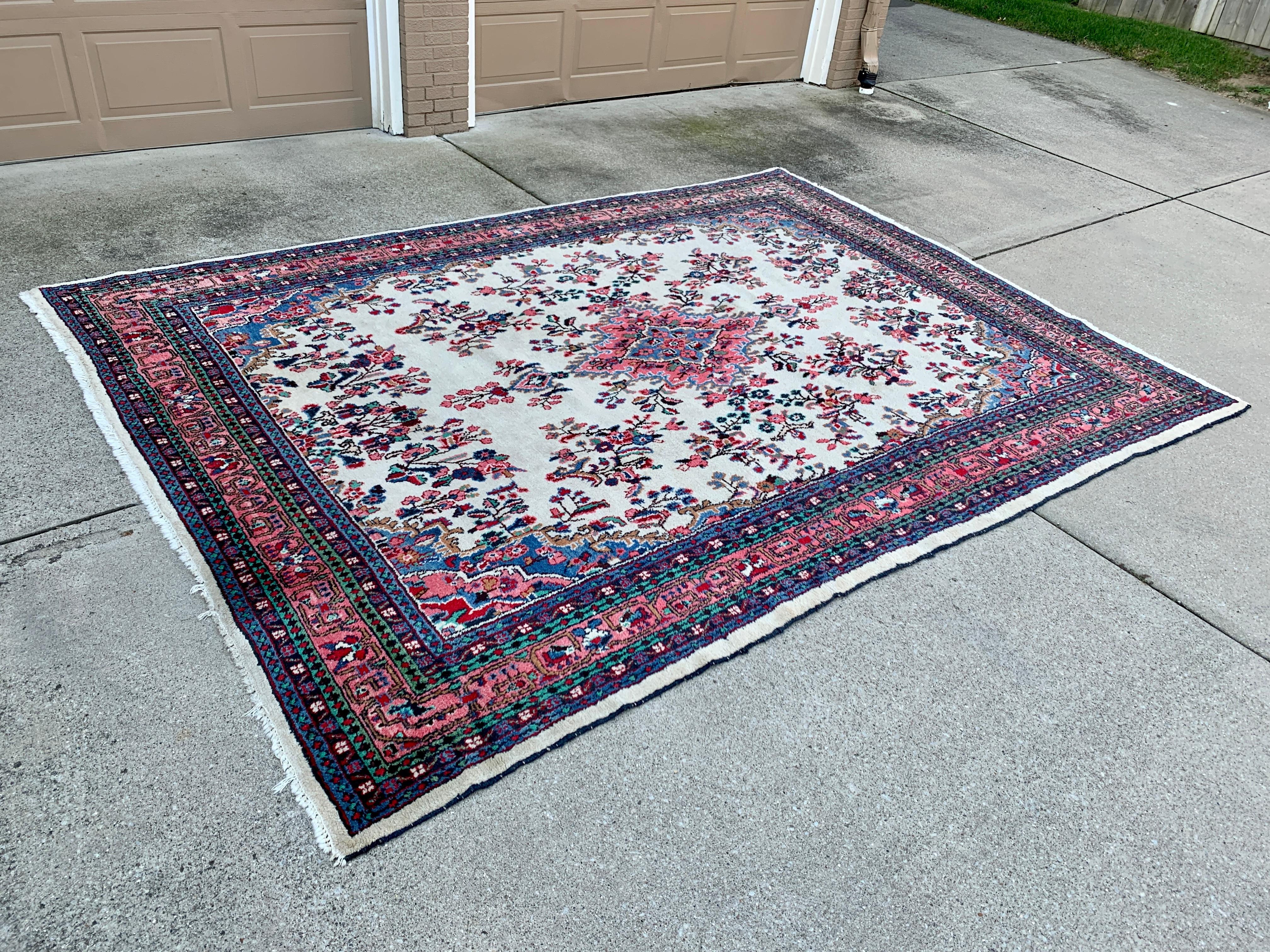 Vintage Hand-Knotted Persian Room Size Wool Rug In Good Condition For Sale In Elkhart, IN