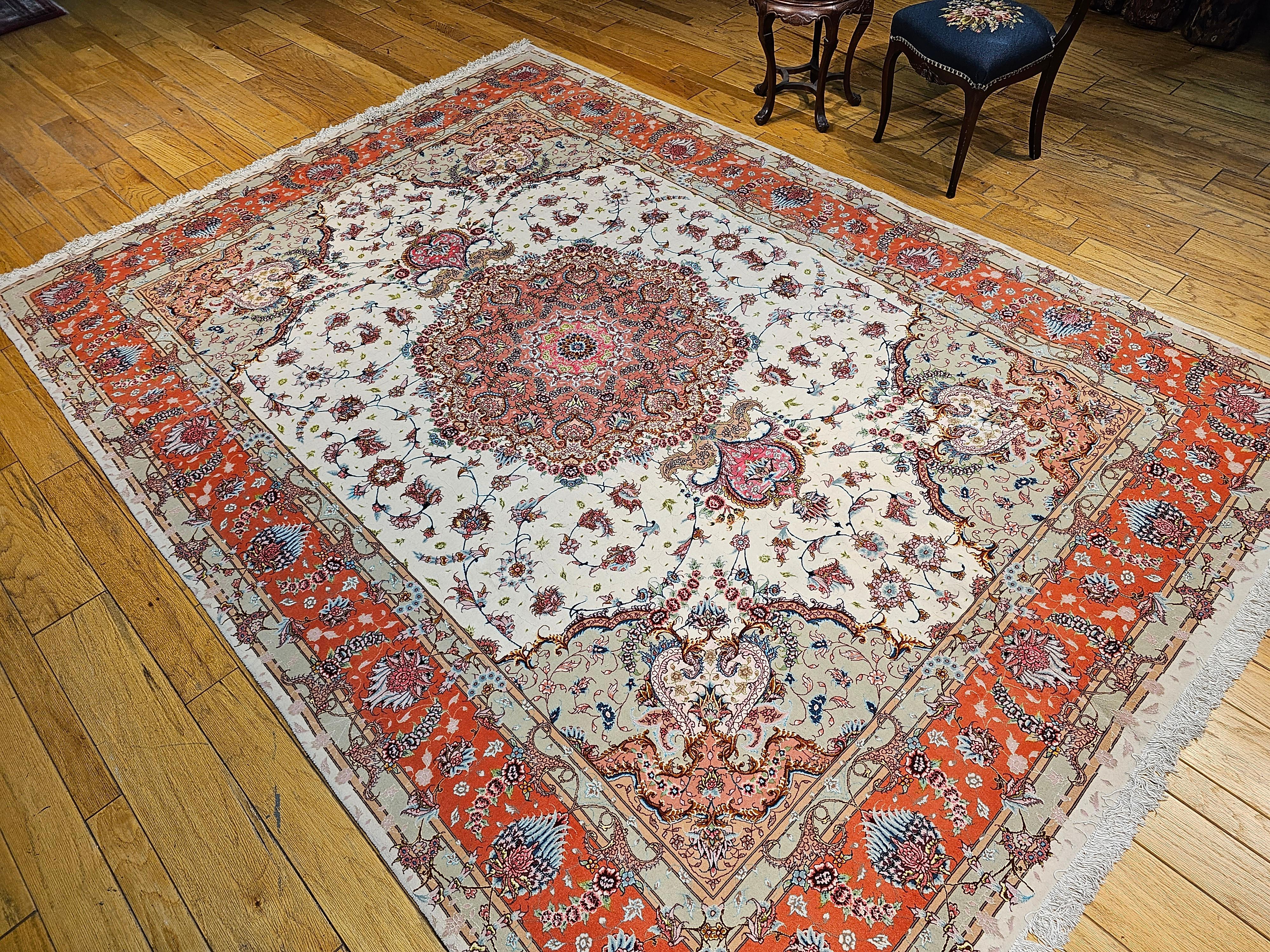 Handgeknüpfter persischer Täbris-Teppich in Zimmergröße in Blumenmuster, Vintage im Angebot 7