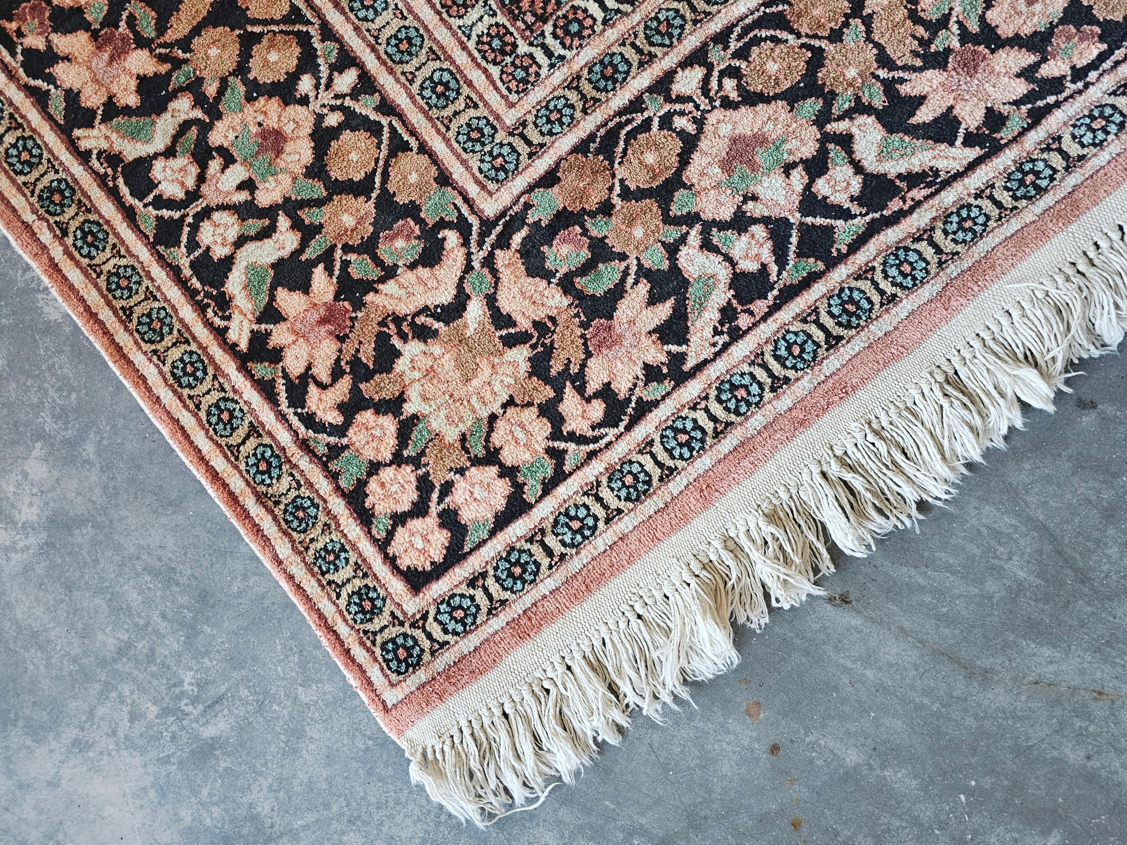 Mid-20th Century Vintage Hand-Knotted Pink Silk Kasmir Rug with Floral pattern Pakistan 1950s For Sale