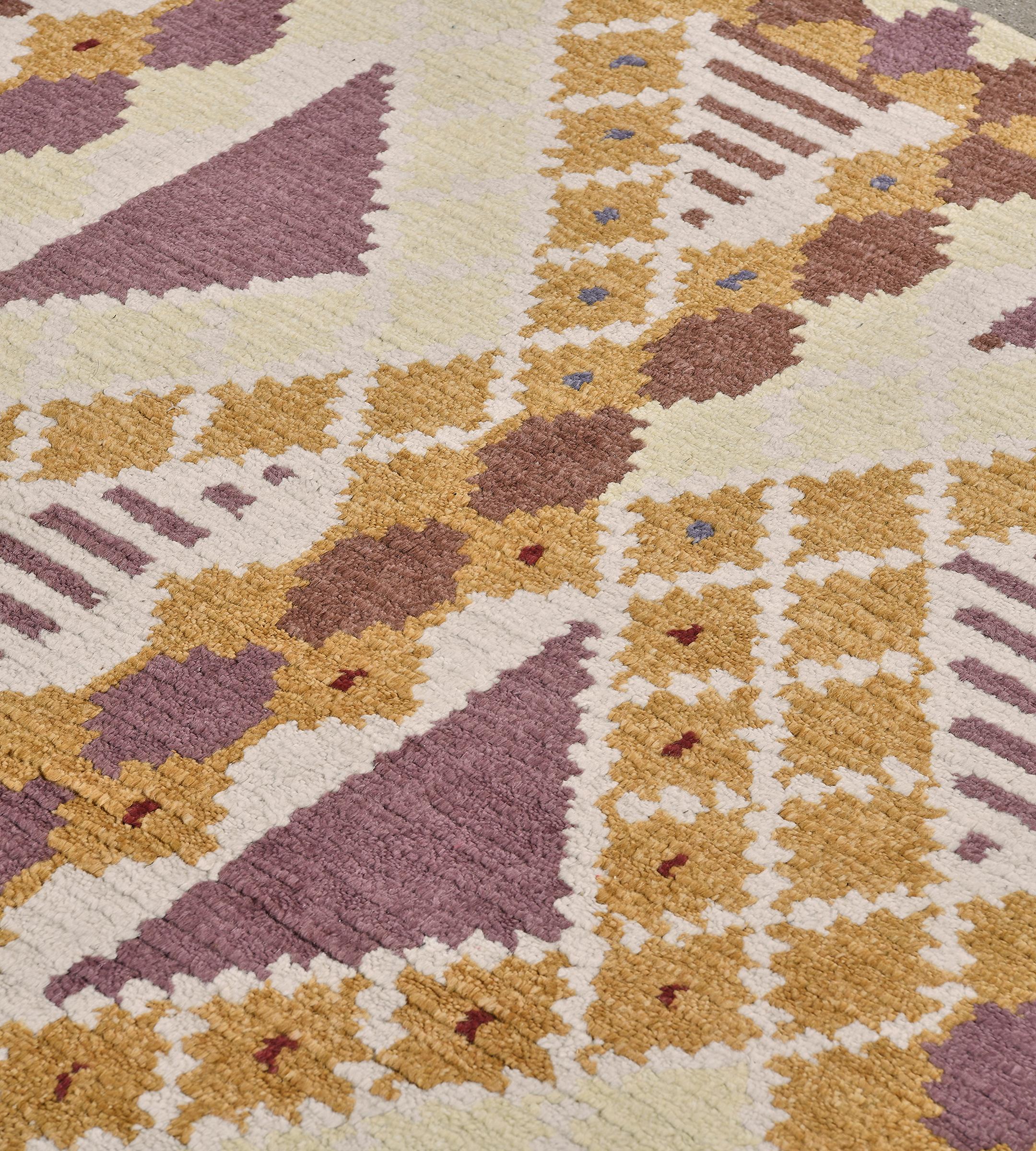 This 21st century, deco-inspired rug has outstanding color and pattern combinations Sized at 6” x 9”; its simple design of rectilinear figures set against the minimally adorned field effortlessly adds a playful tone to any space.