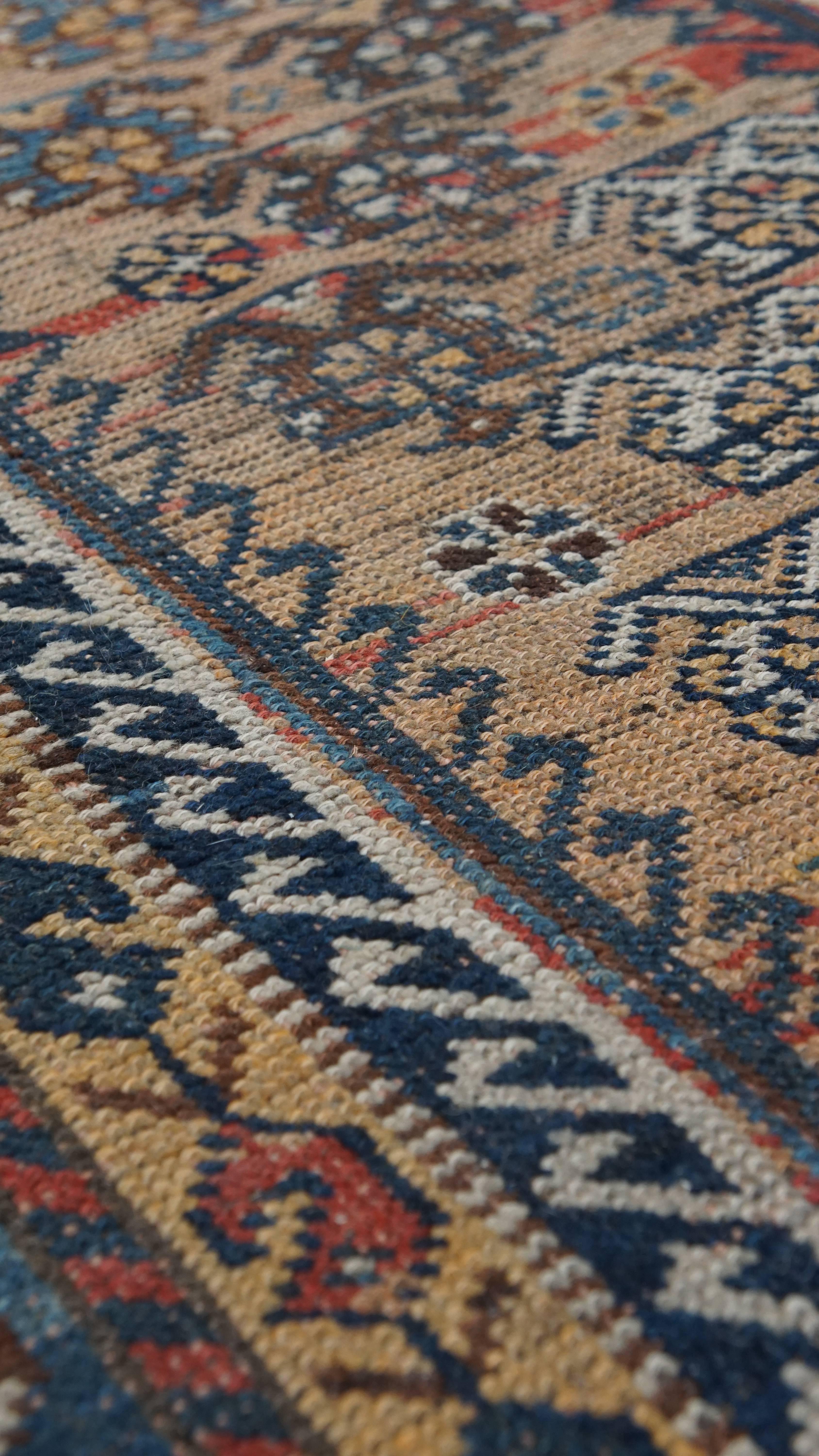 Handgeknüpfter Vintage-Teppich mit Mustern - 172x88cm (20. Jahrhundert) im Angebot