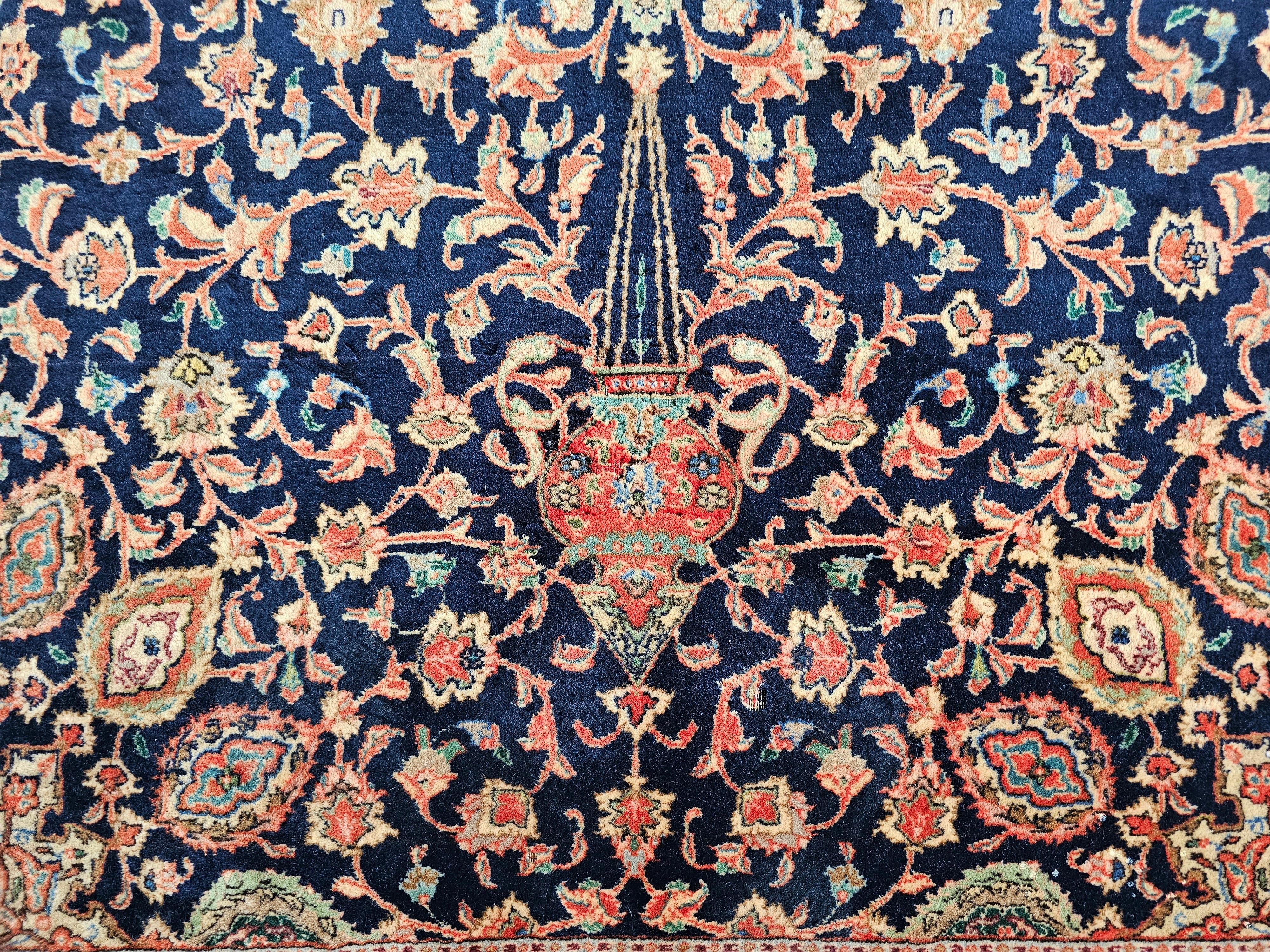 Handgeknüpfter Tabriz-Teppich in marineblauer, roter und grüner Wolle, Iran 1950er Jahre im Zustand „Gut“ im Angebot in Beograd, RS