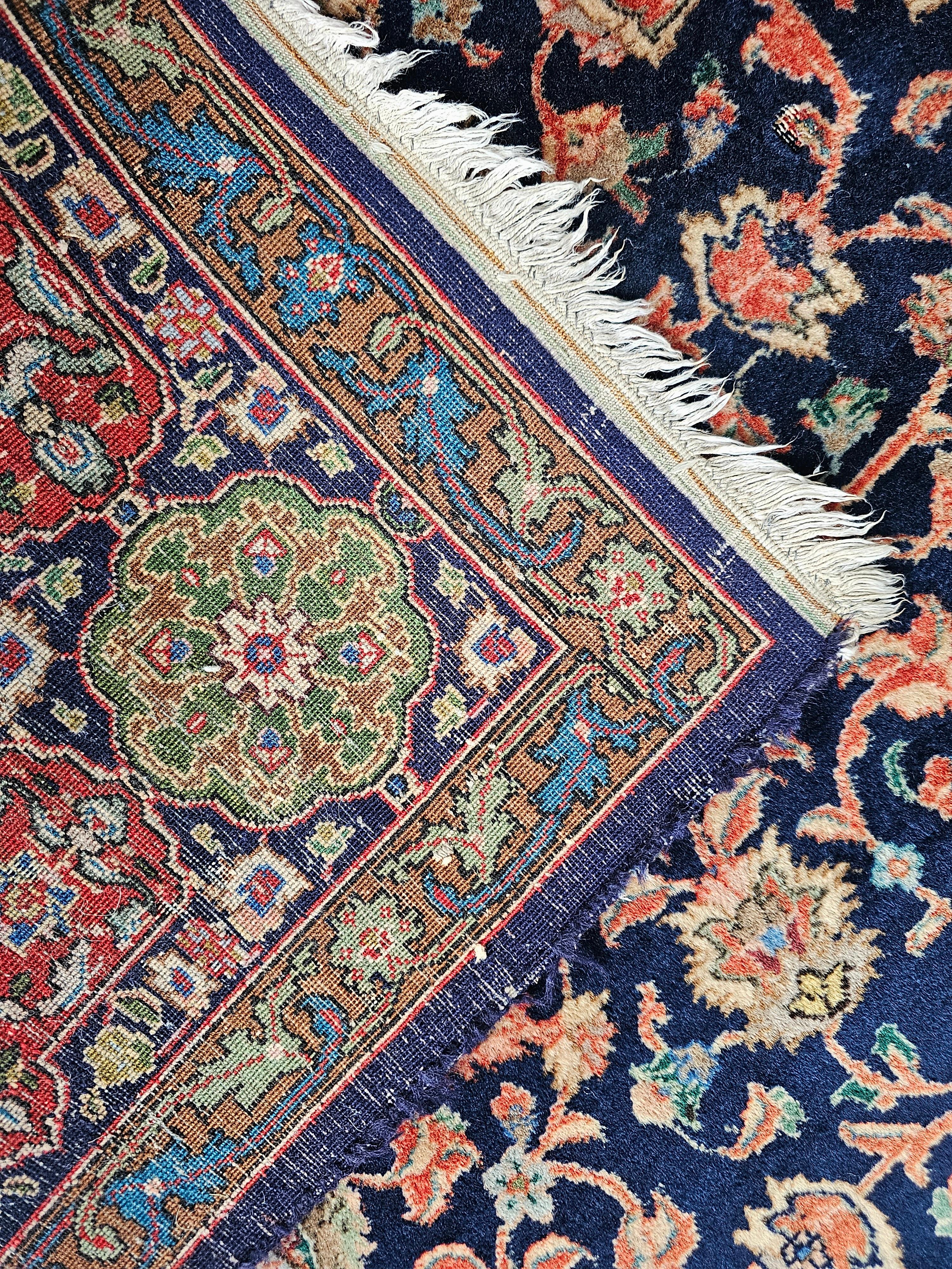 Handgeknüpfter Tabriz-Teppich in marineblauer, roter und grüner Wolle, Iran 1950er Jahre (Mitte des 20. Jahrhunderts) im Angebot