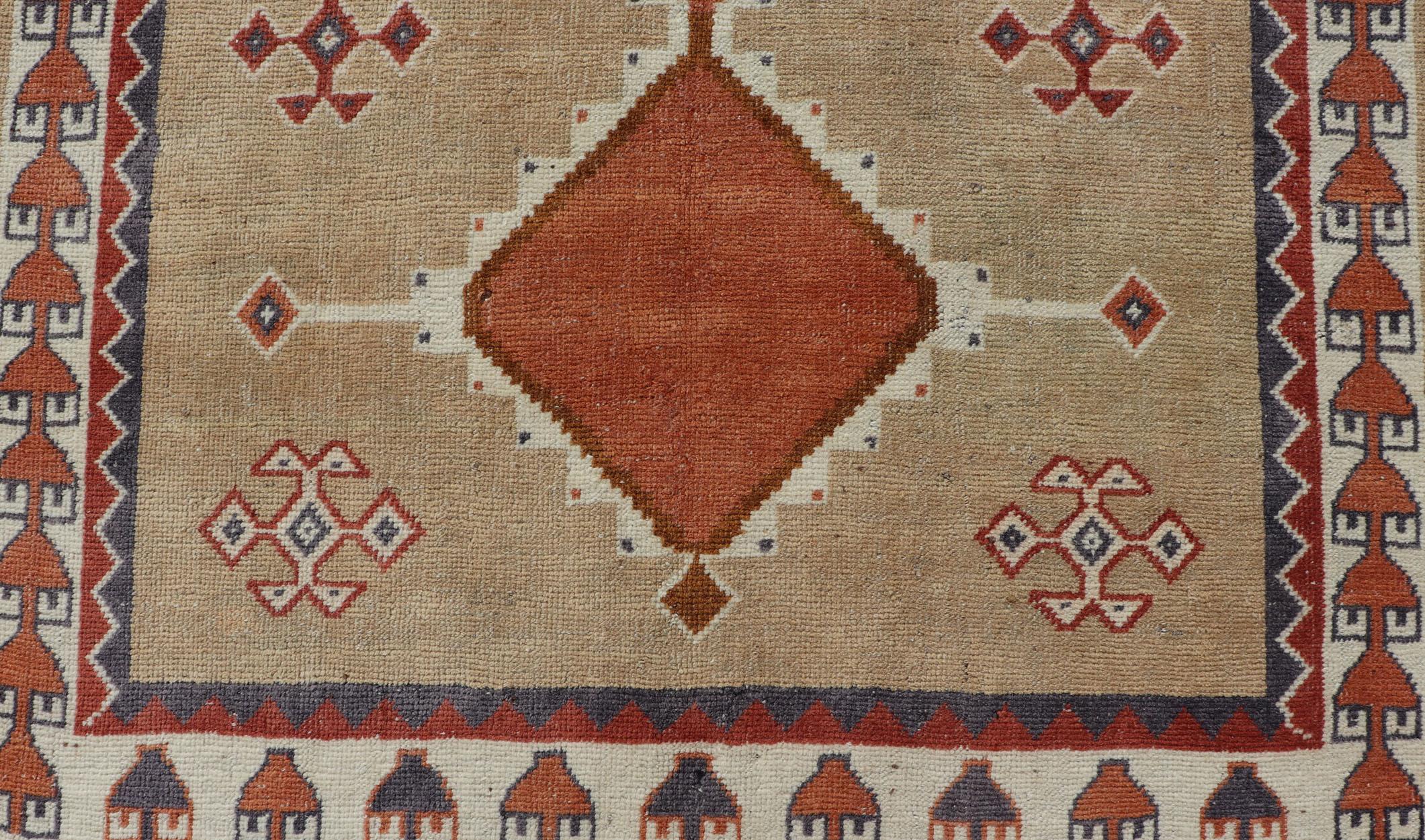 Tribal design vintage hand knotted Tulu-Gabbeh rug with Medallions 

 rug EN-178171, Keivan Woven Arts / country of origin / type: Turkey / Gabbeh-Tulu, circa 1950

Measures: 4'9 x 6'9.